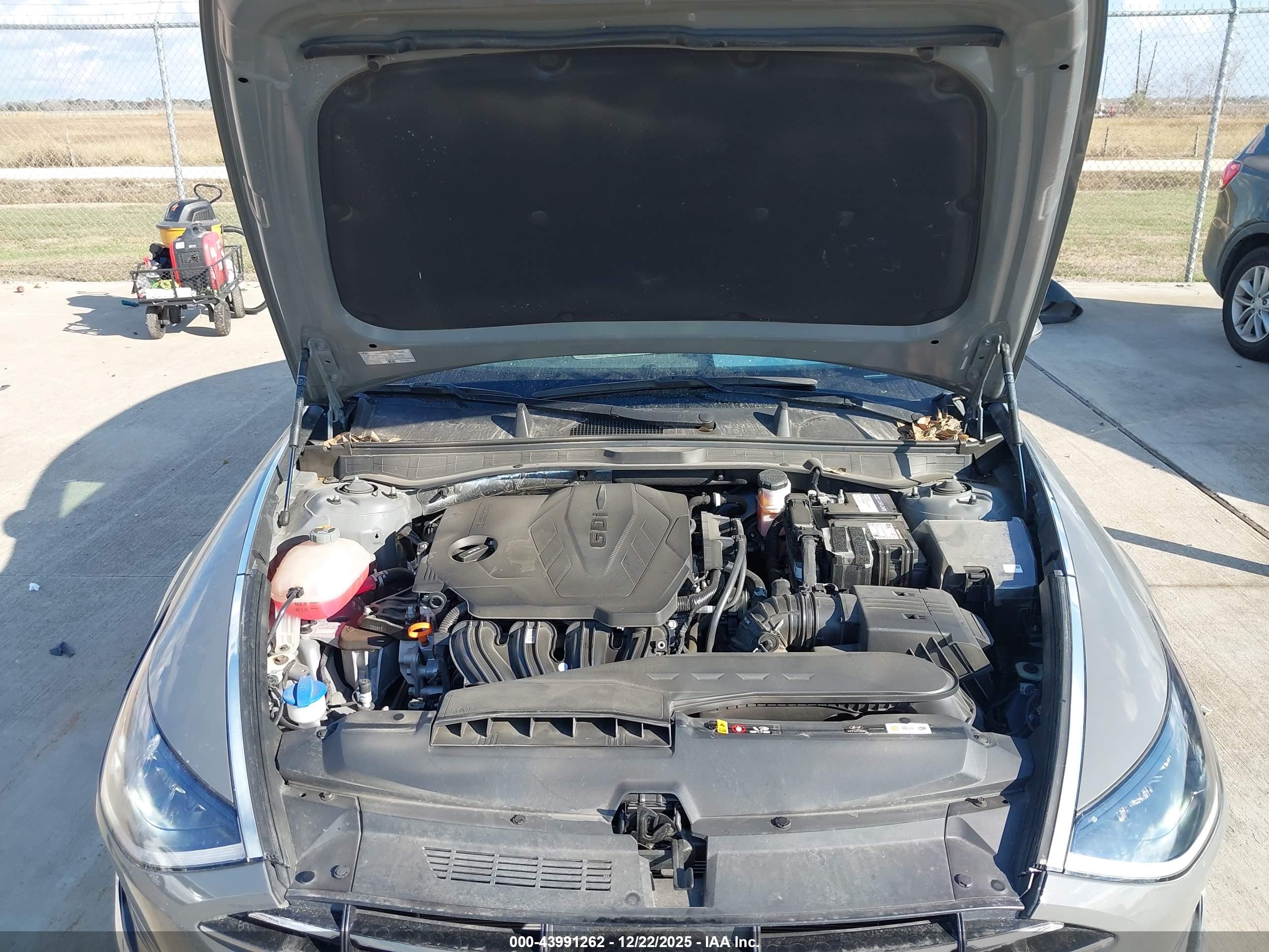 HYUNDAI SONATA image 10