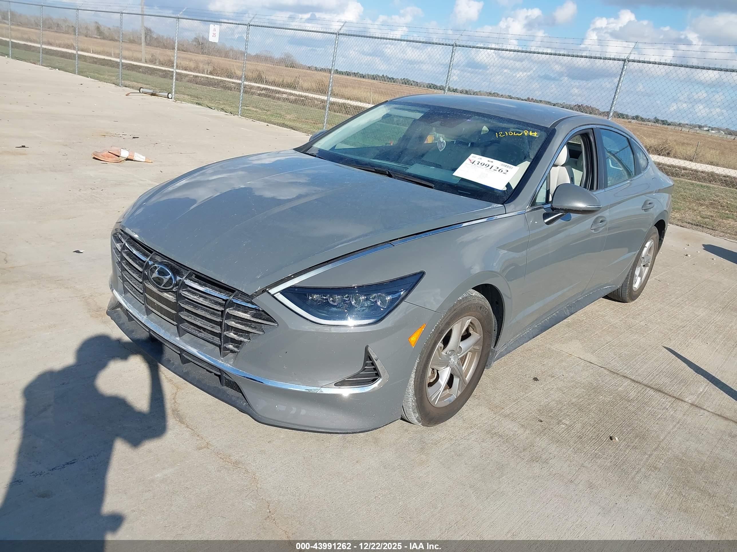 HYUNDAI SONATA image 2