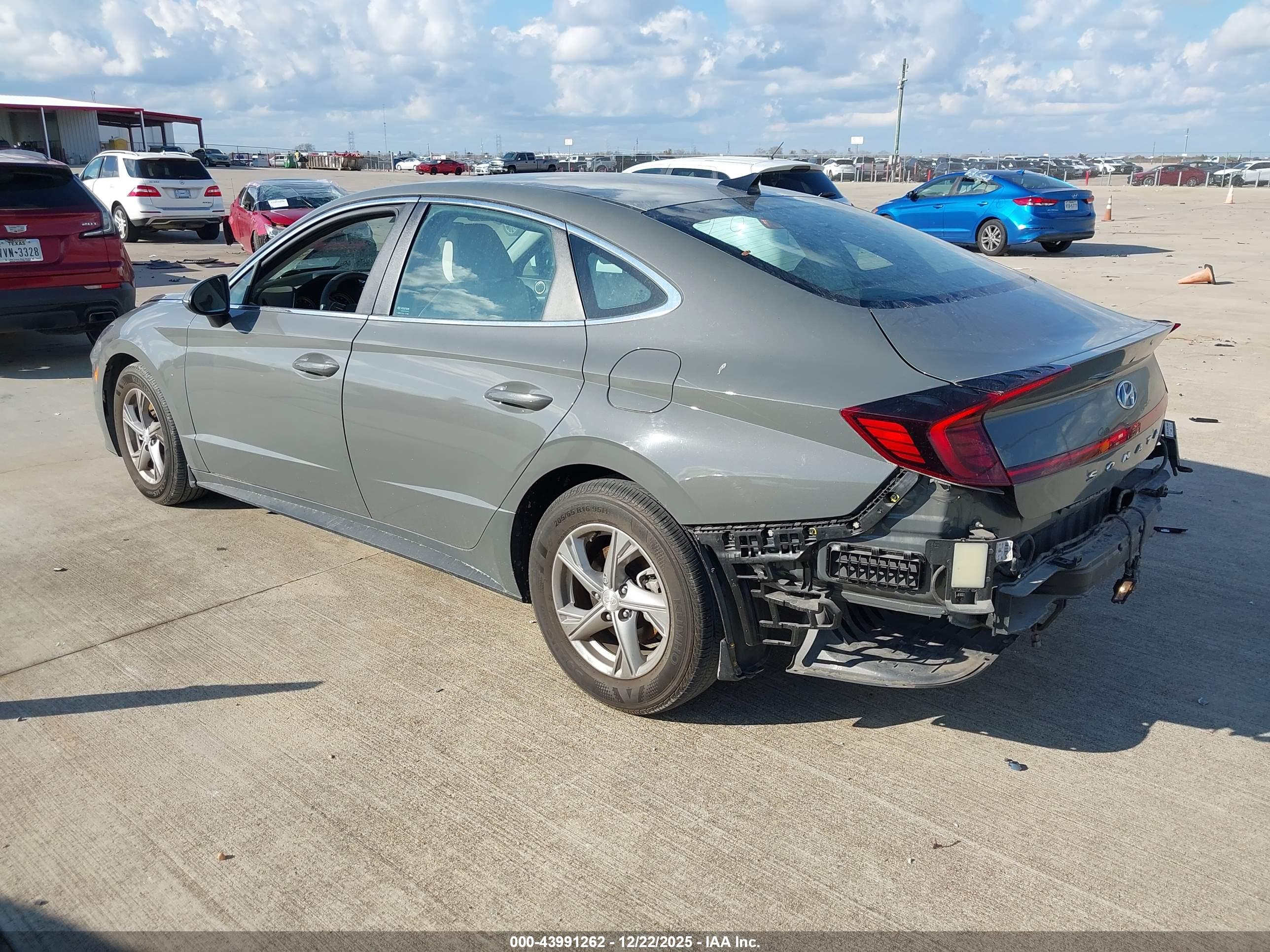 HYUNDAI SONATA image 3