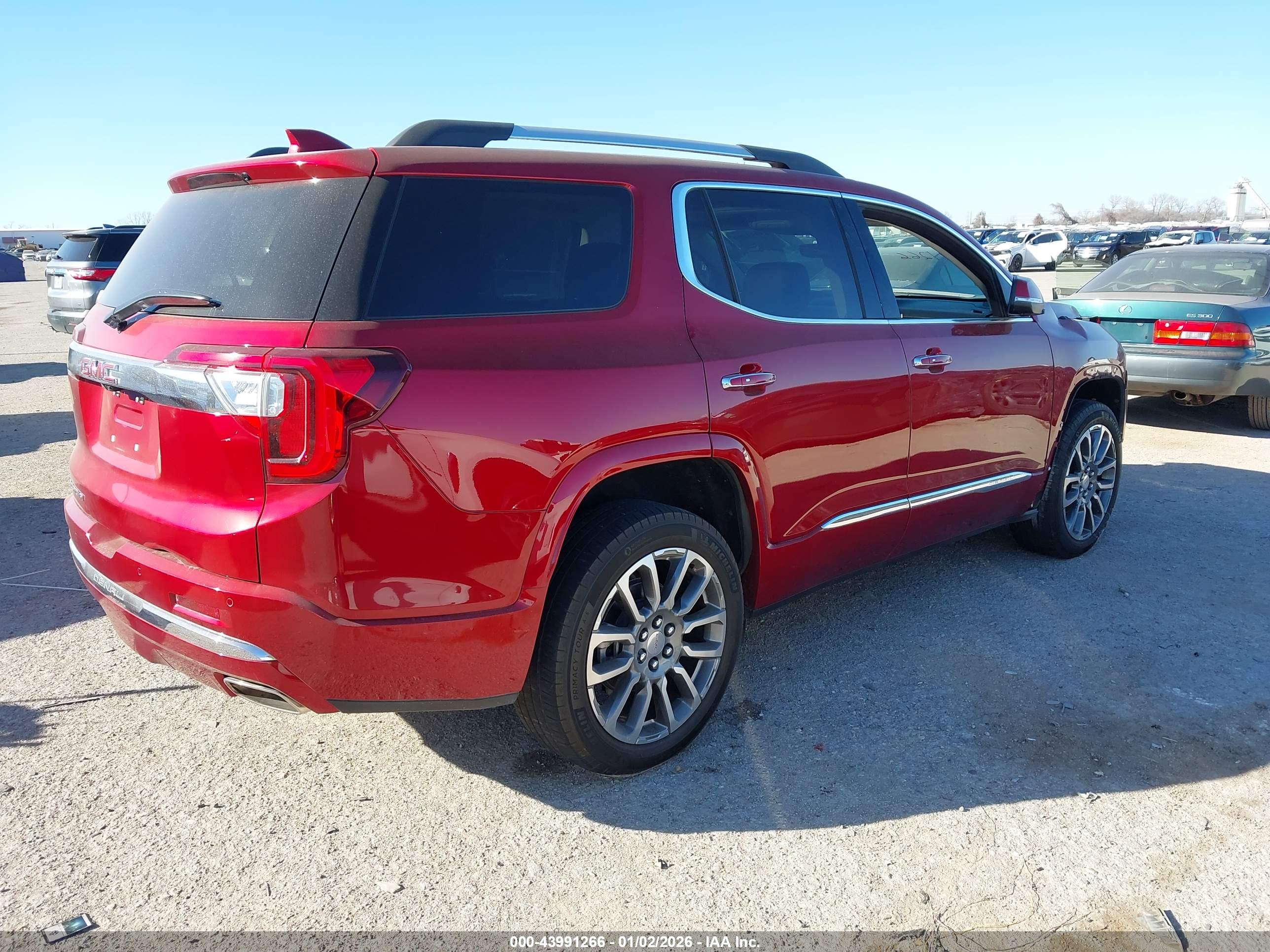 GMC ACADIA image 4