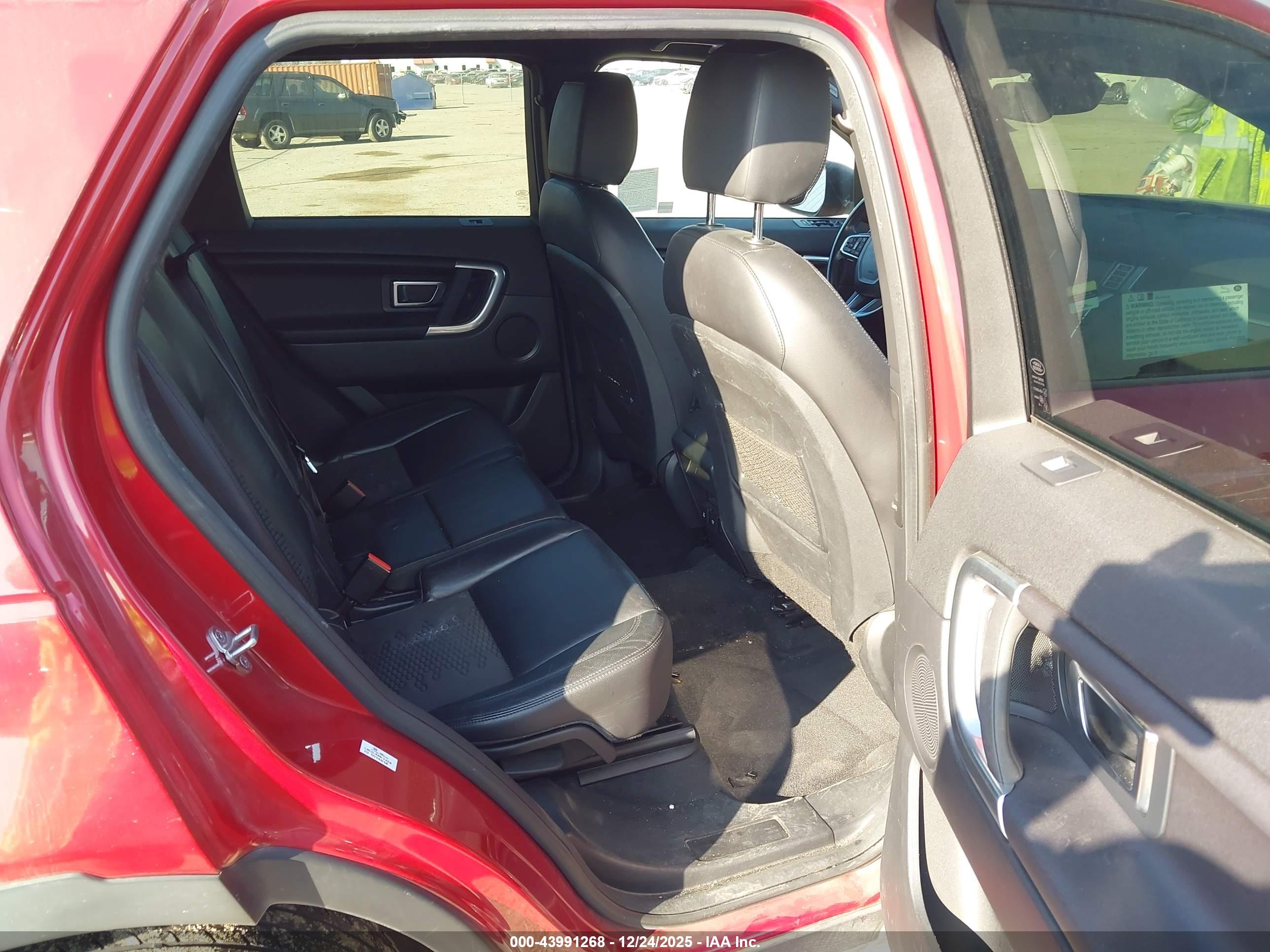 LAND ROVER image 8