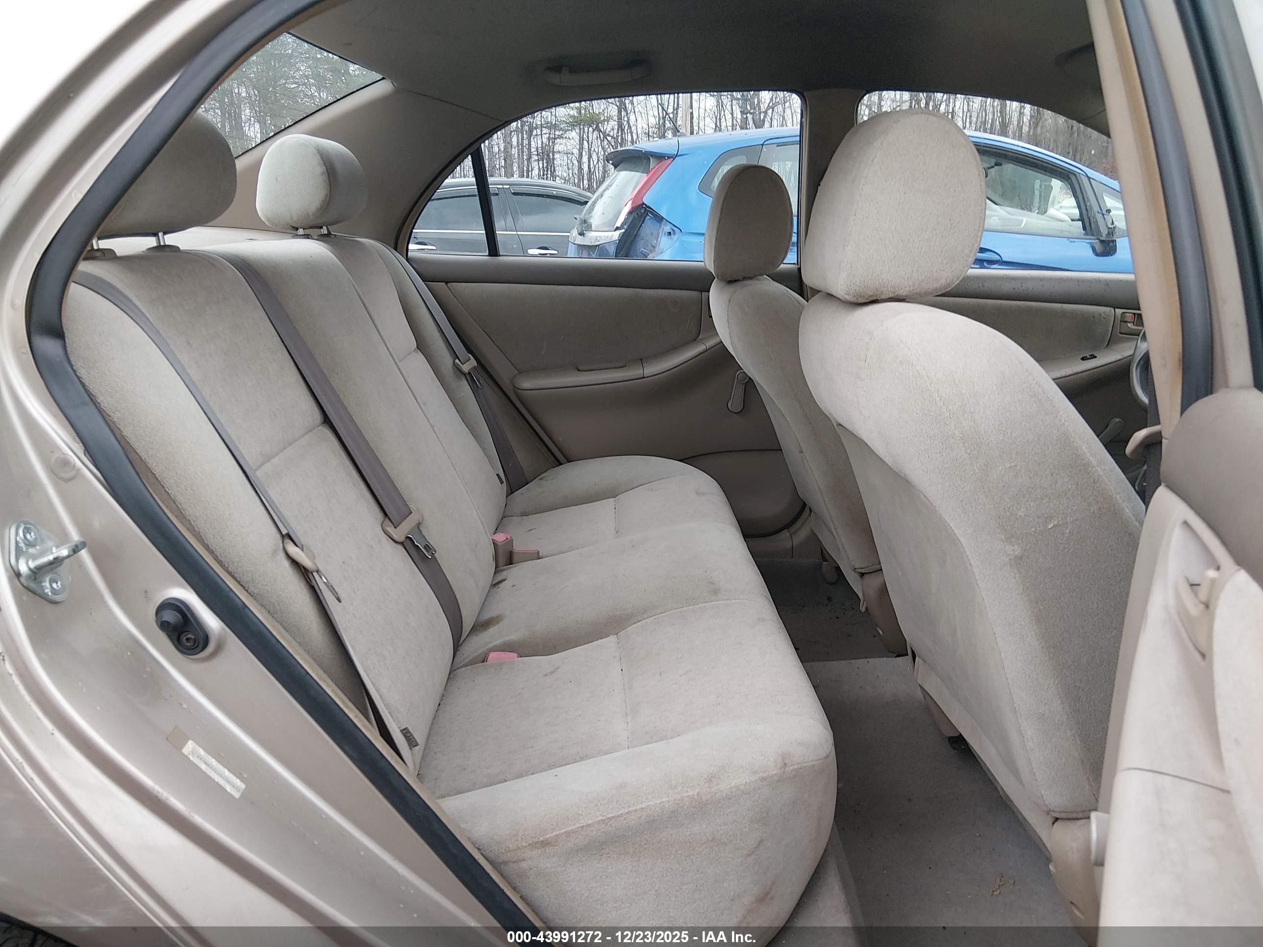 TOYOTA COROLLA image 8