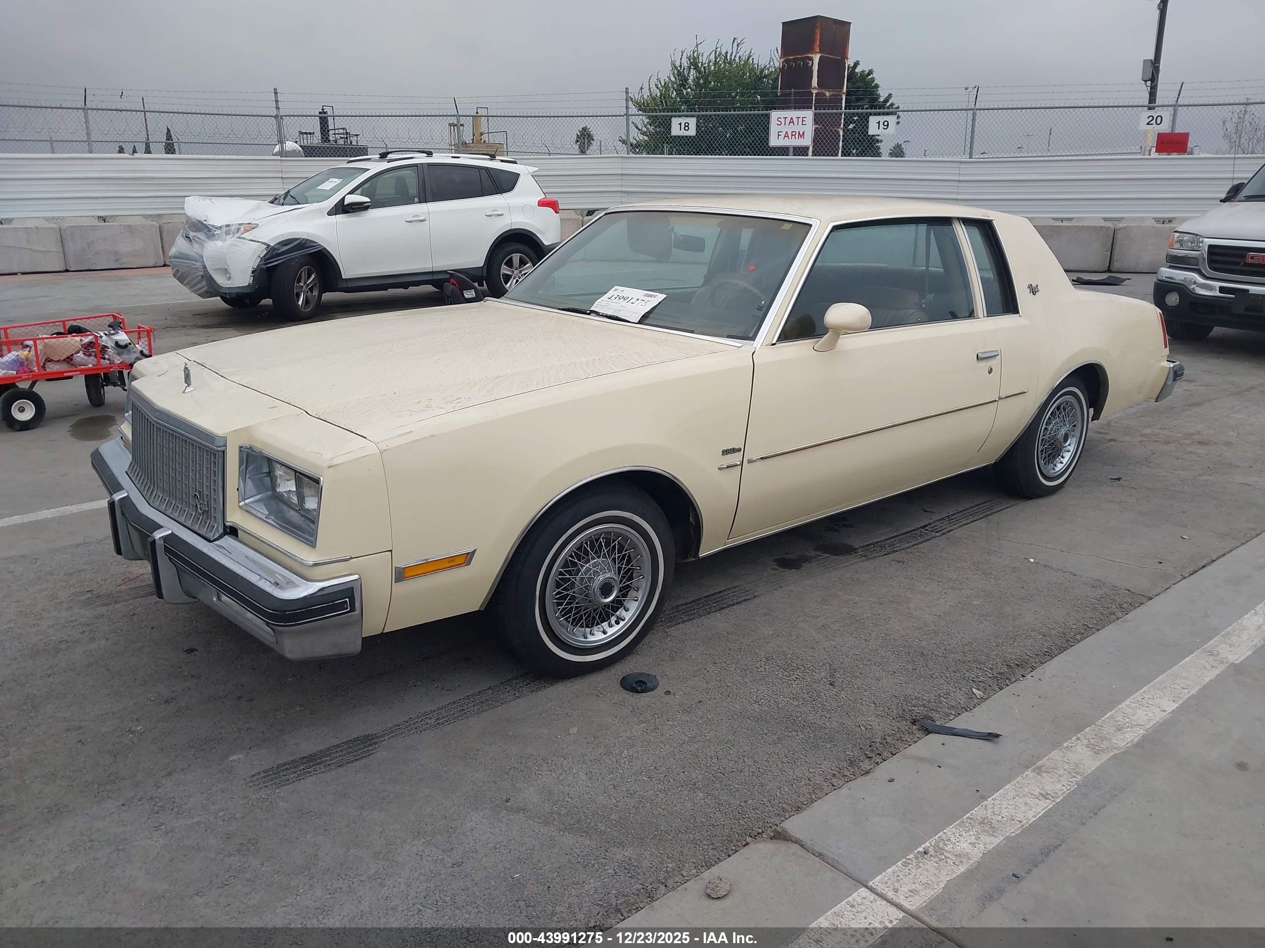 BUICK REGAL image 2