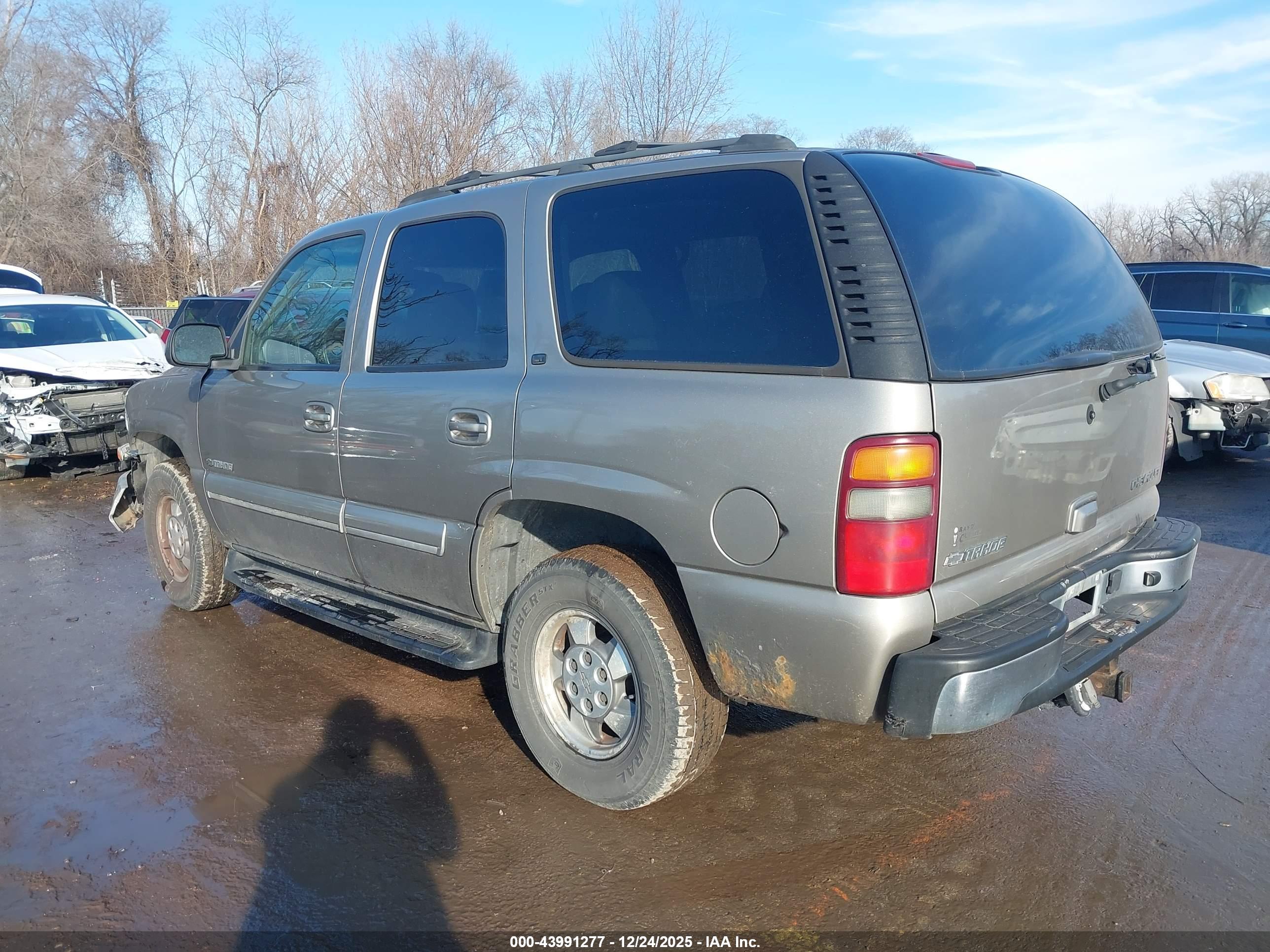 CHEVROLET TAHOE image 3