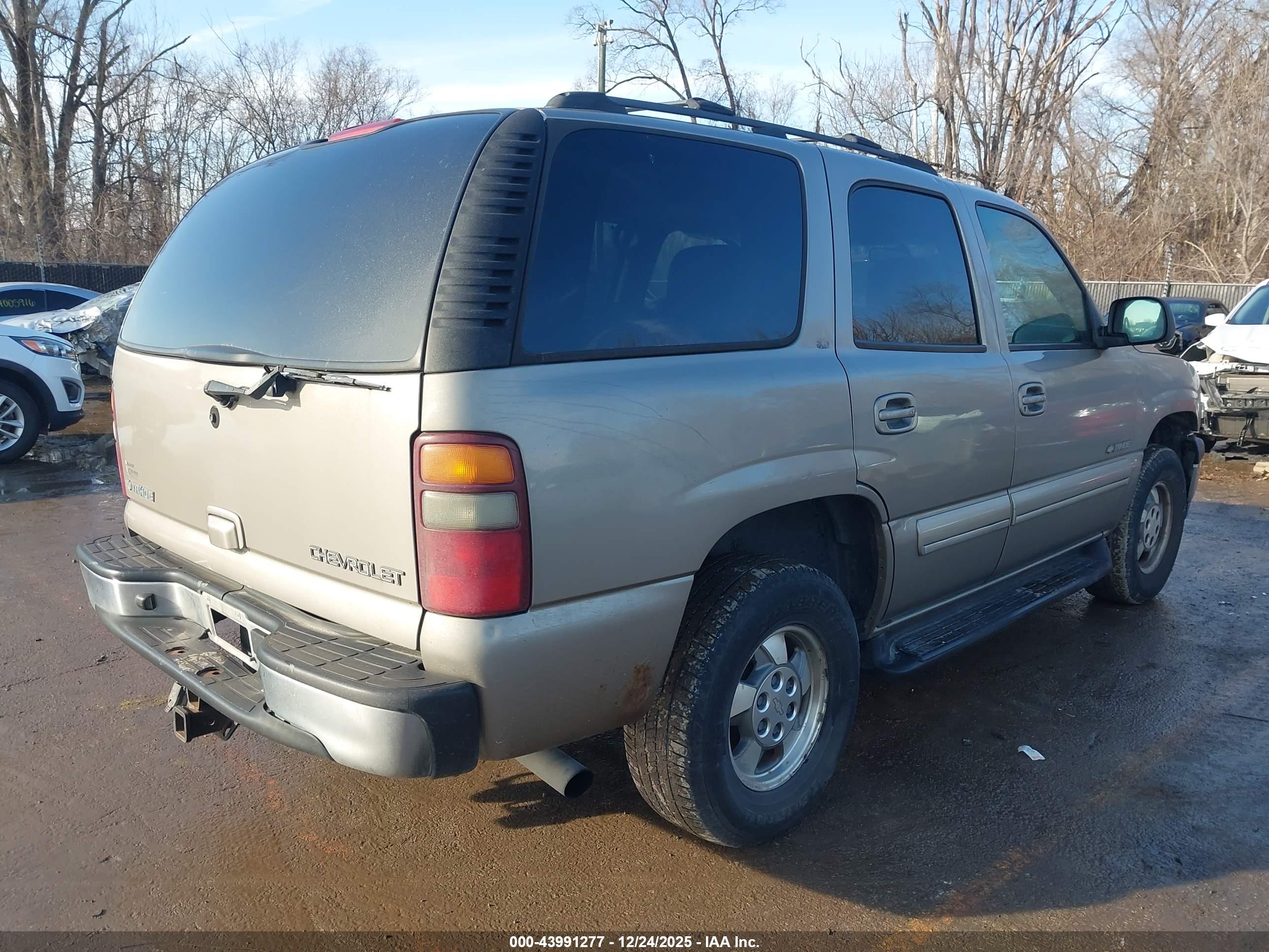 CHEVROLET TAHOE image 4