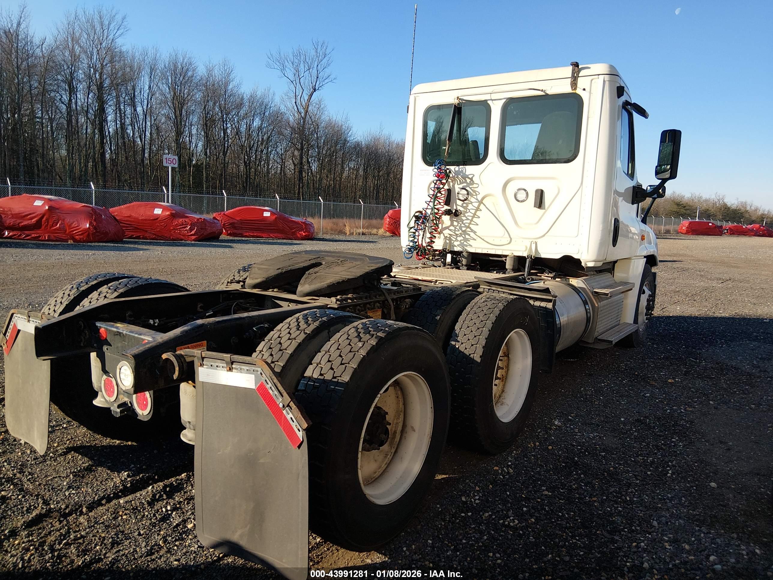 FREIGHTLINER CASCADIA image 4