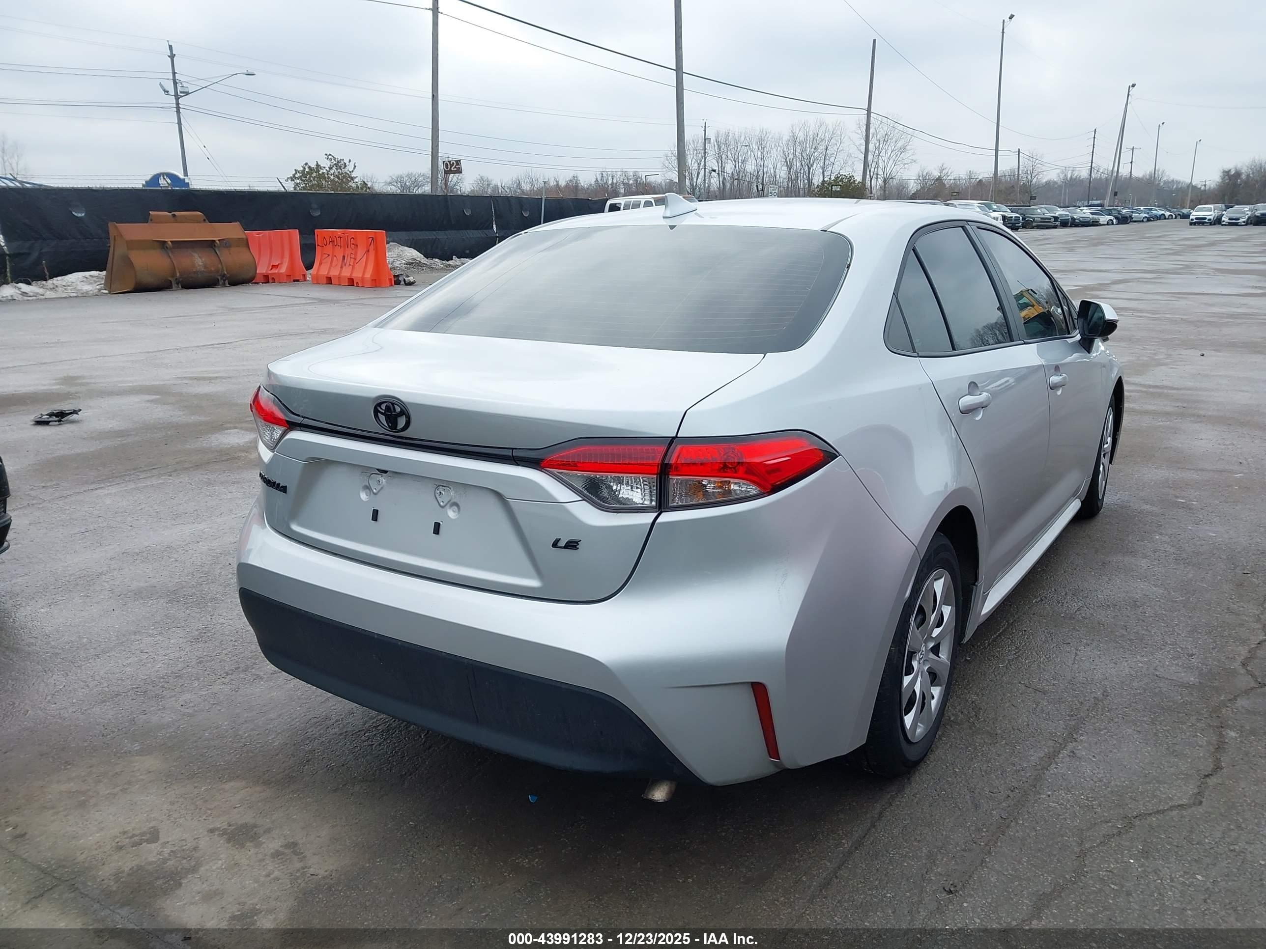 TOYOTA COROLLA image 4