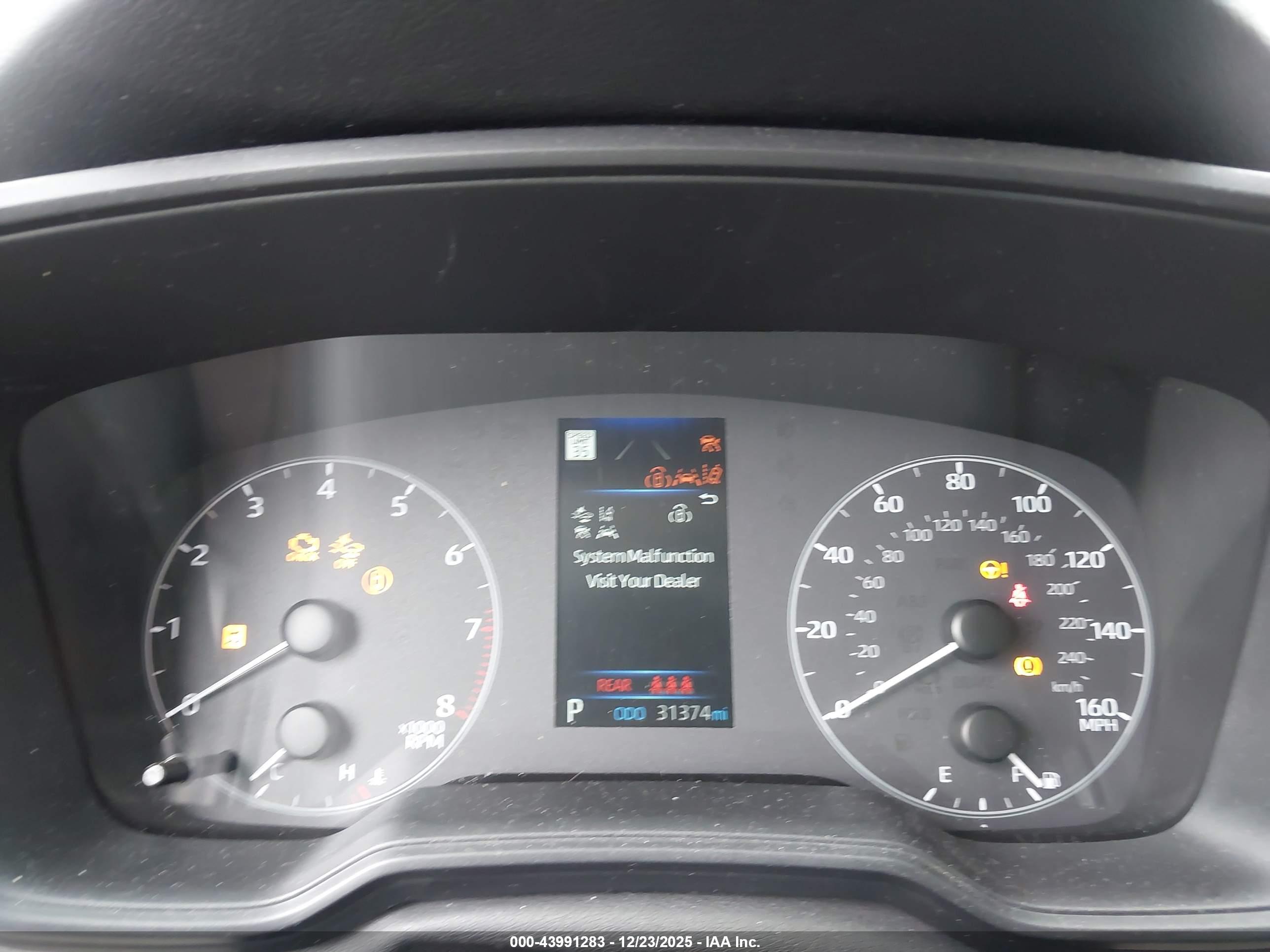 TOYOTA COROLLA image 7