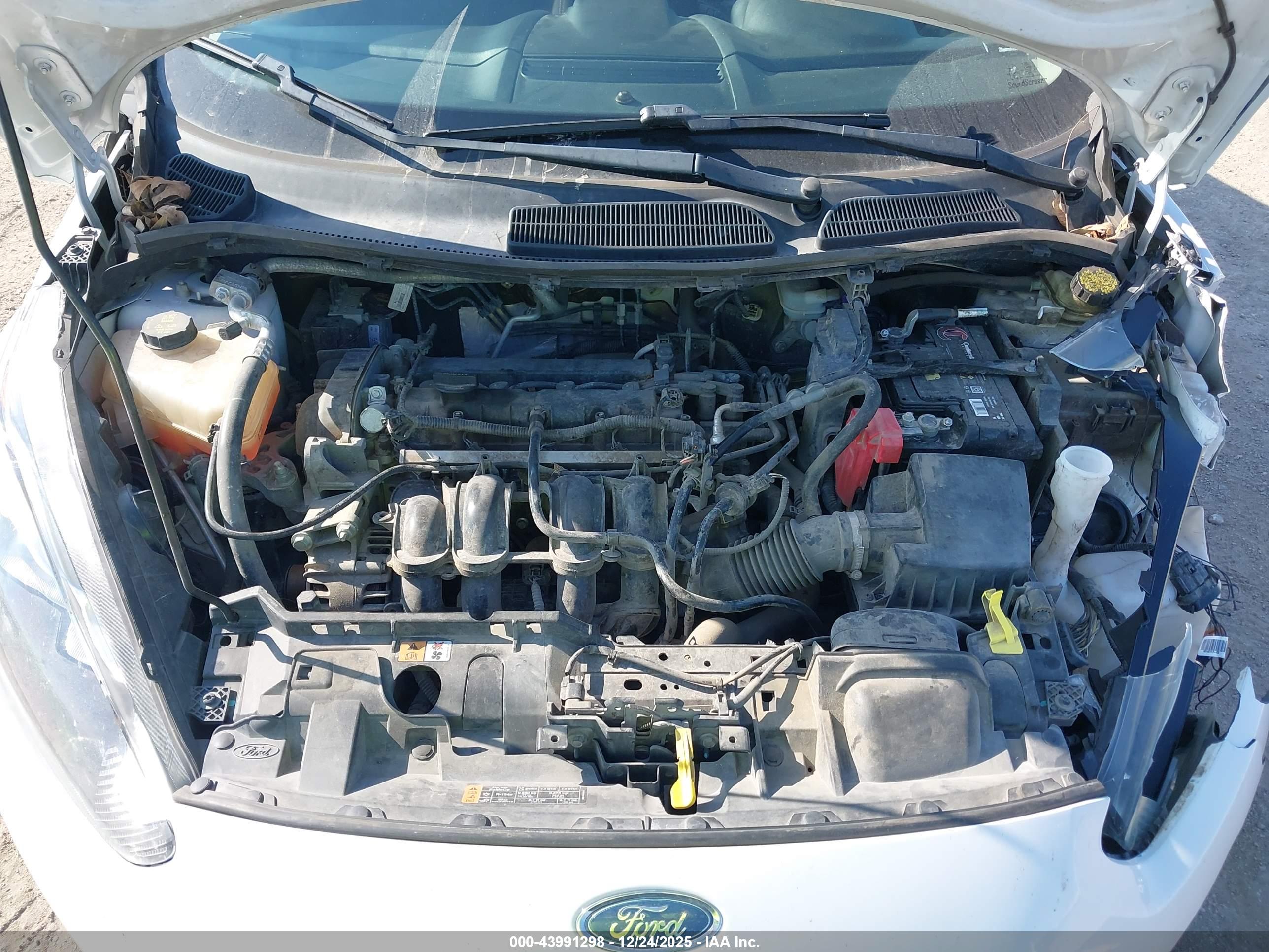 FORD FIESTA image 10