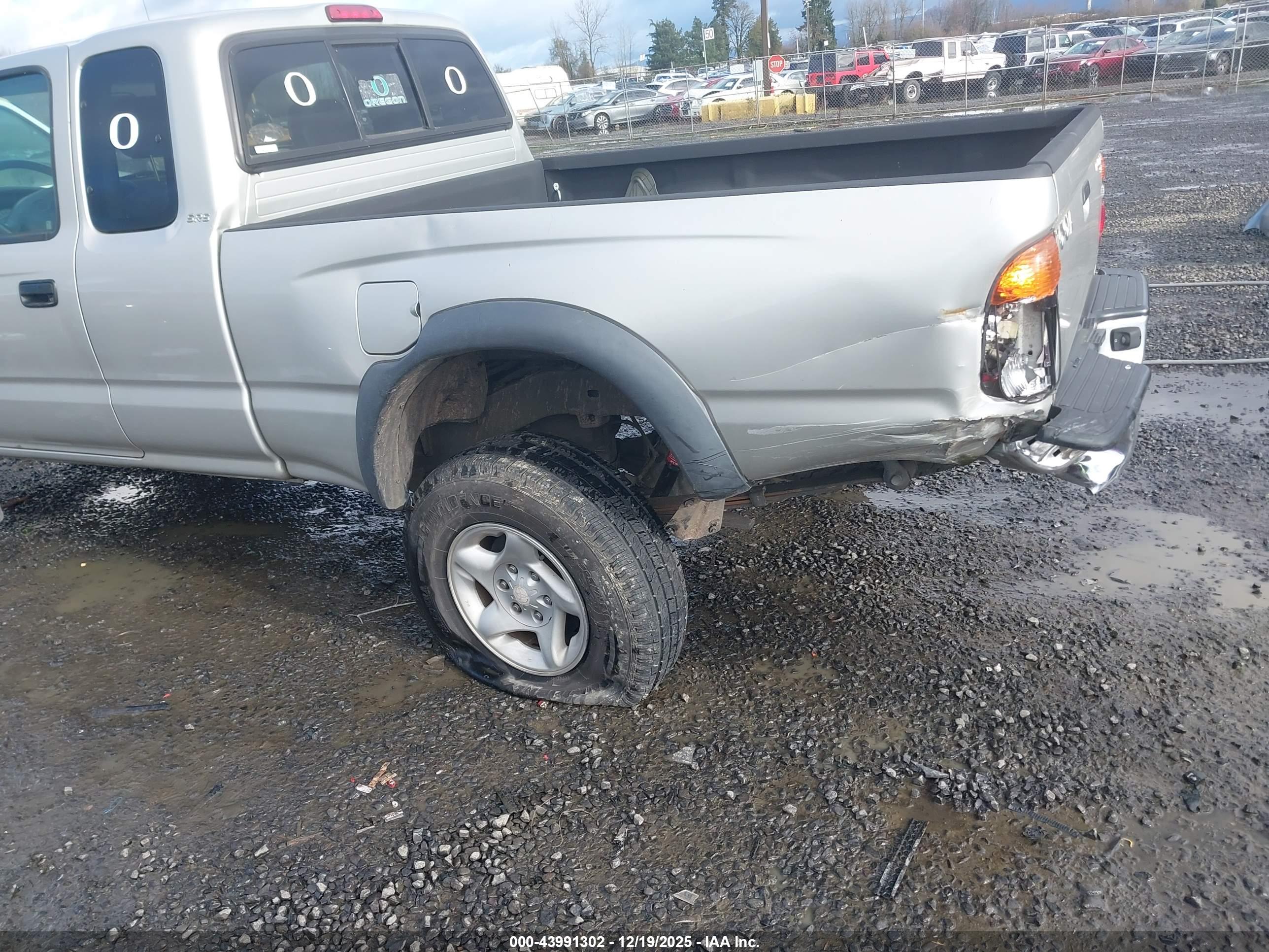 TOYOTA TACOMA image 6