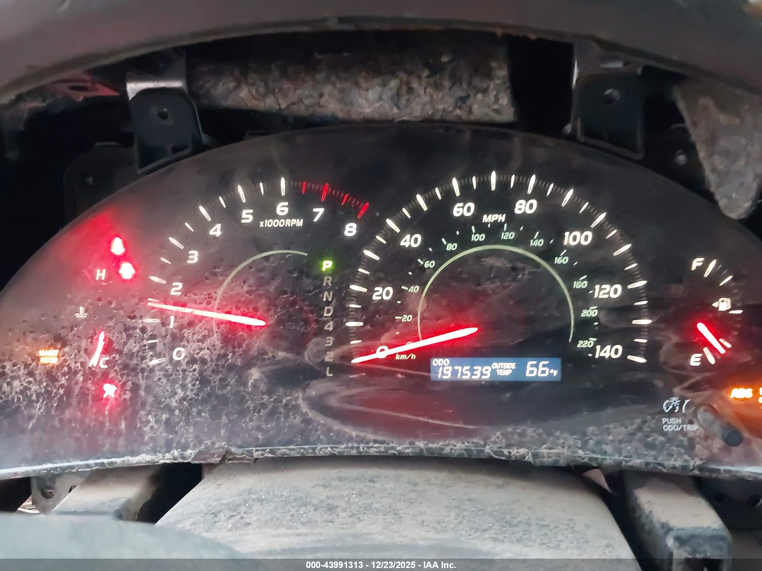 TOYOTA CAMRY image 7