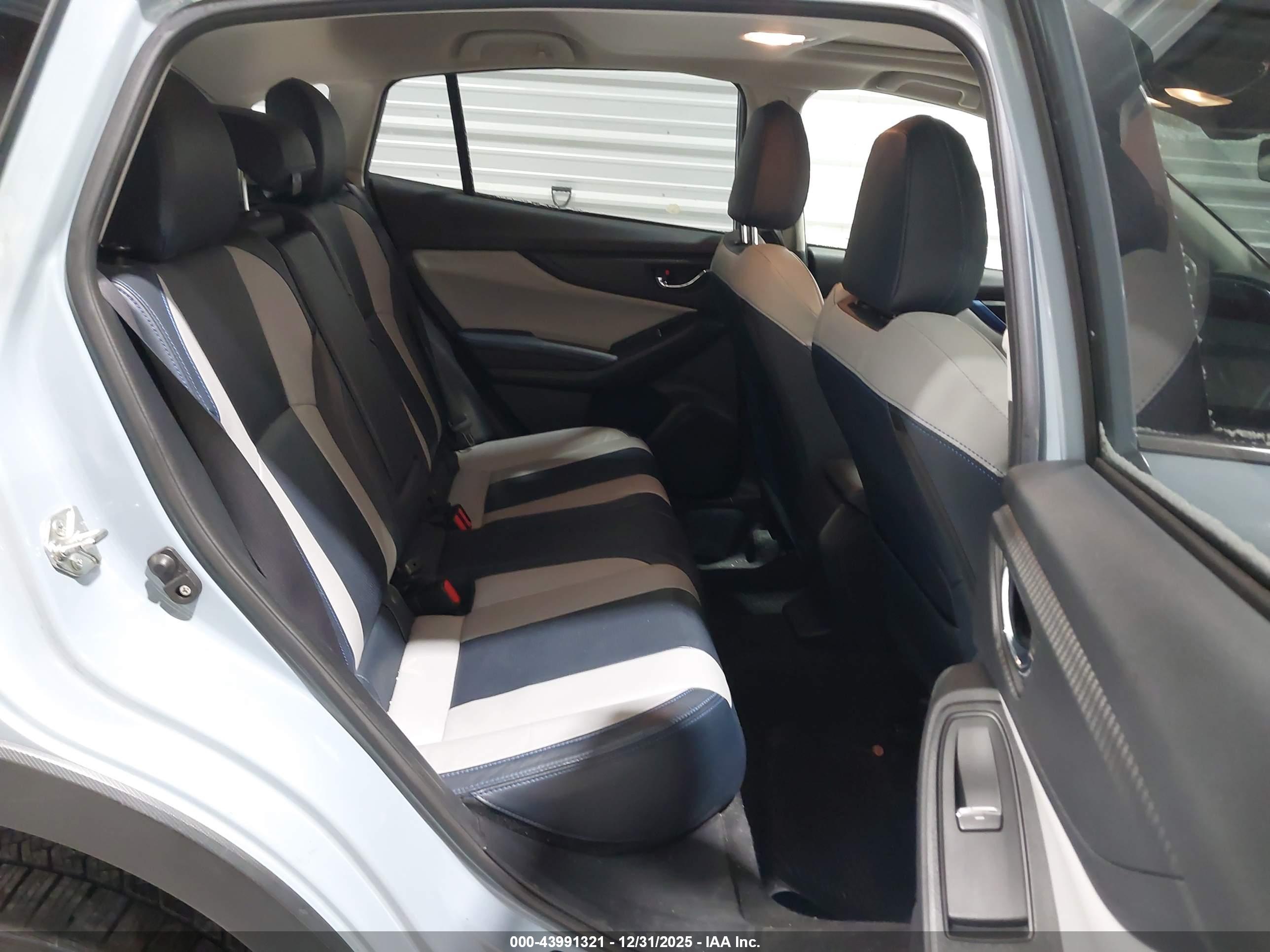 SUBARU CROSSTREK image 8