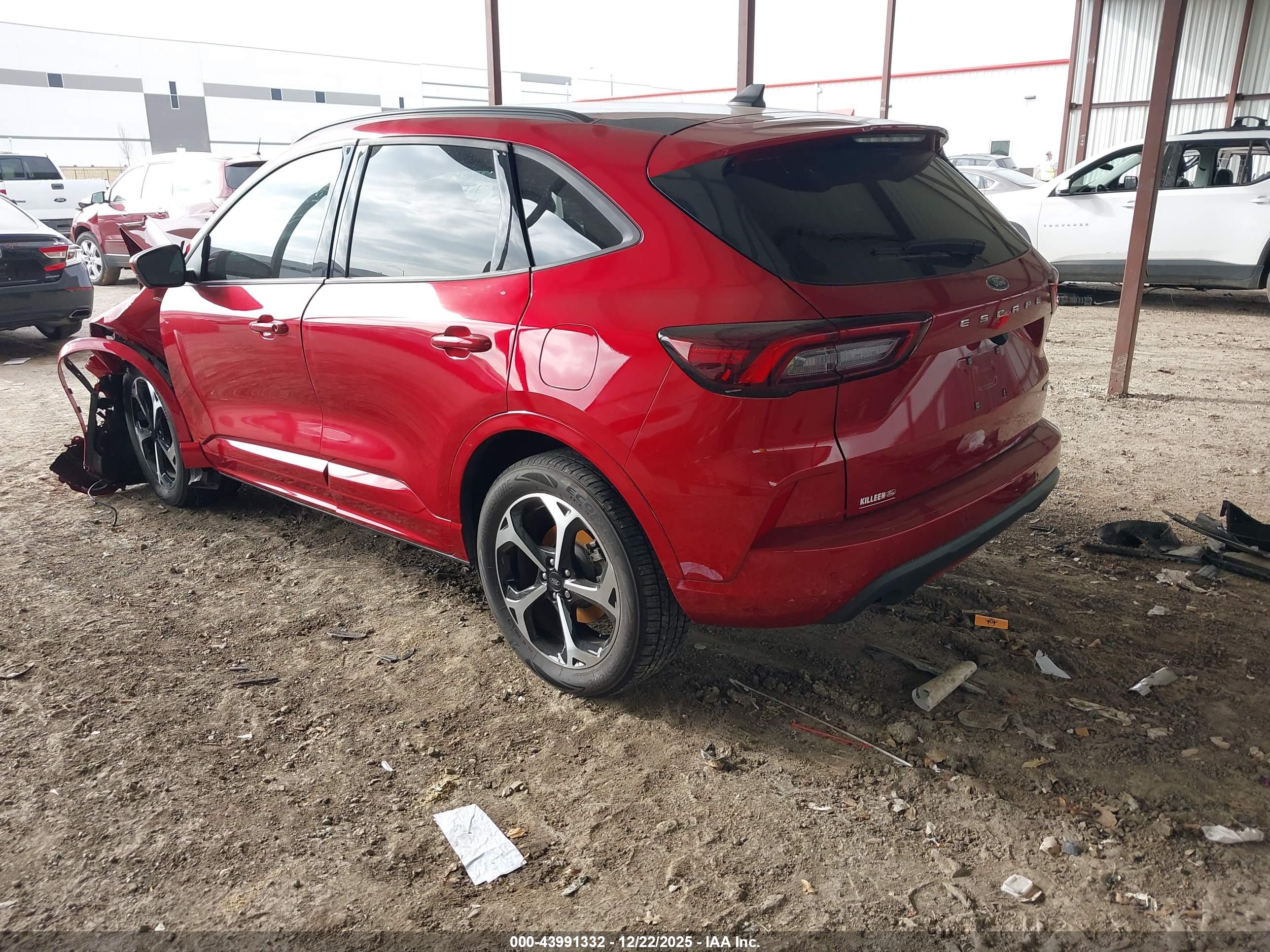 FORD ESCAPE image 3