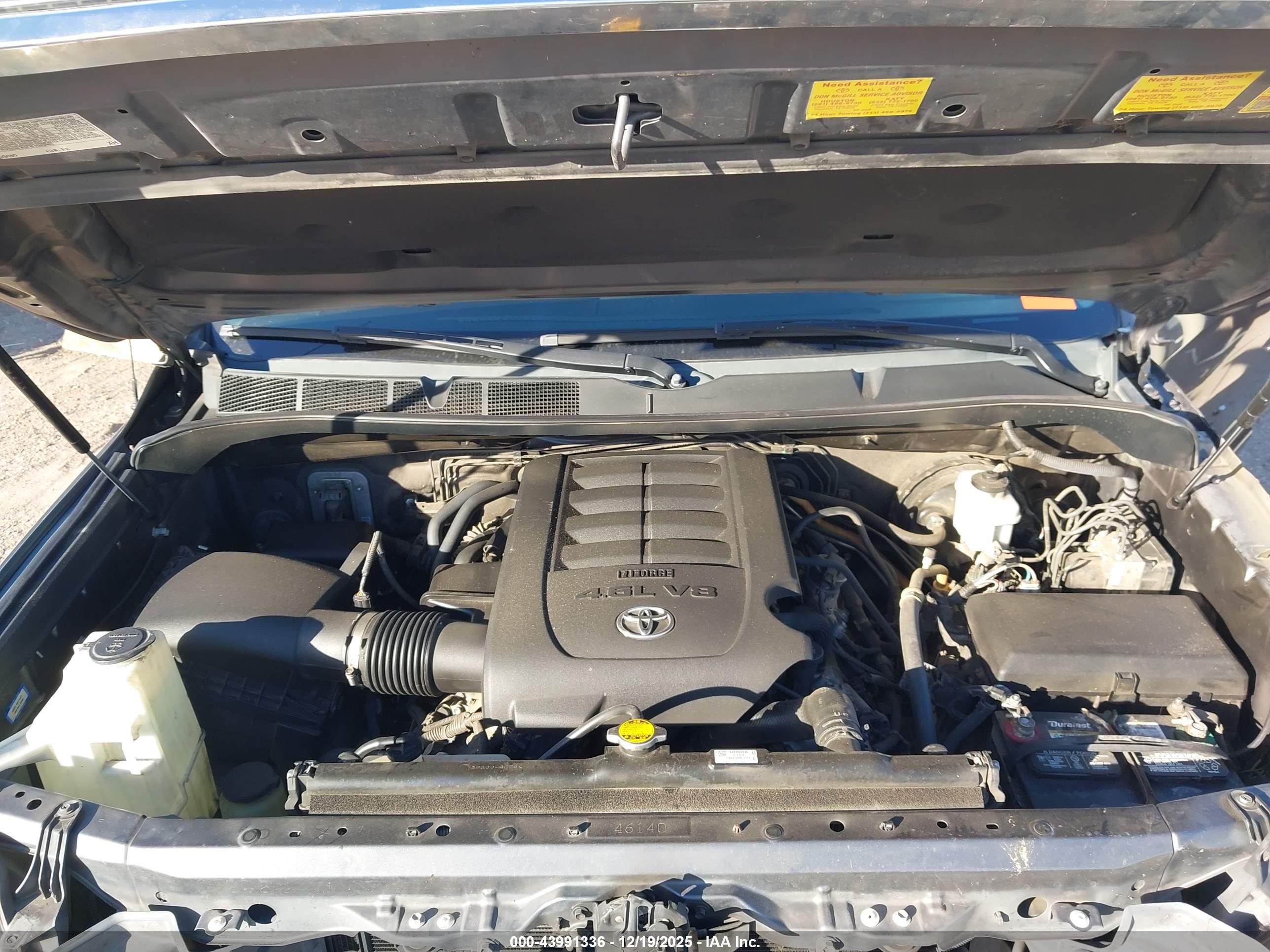 TOYOTA TUNDRA image 10