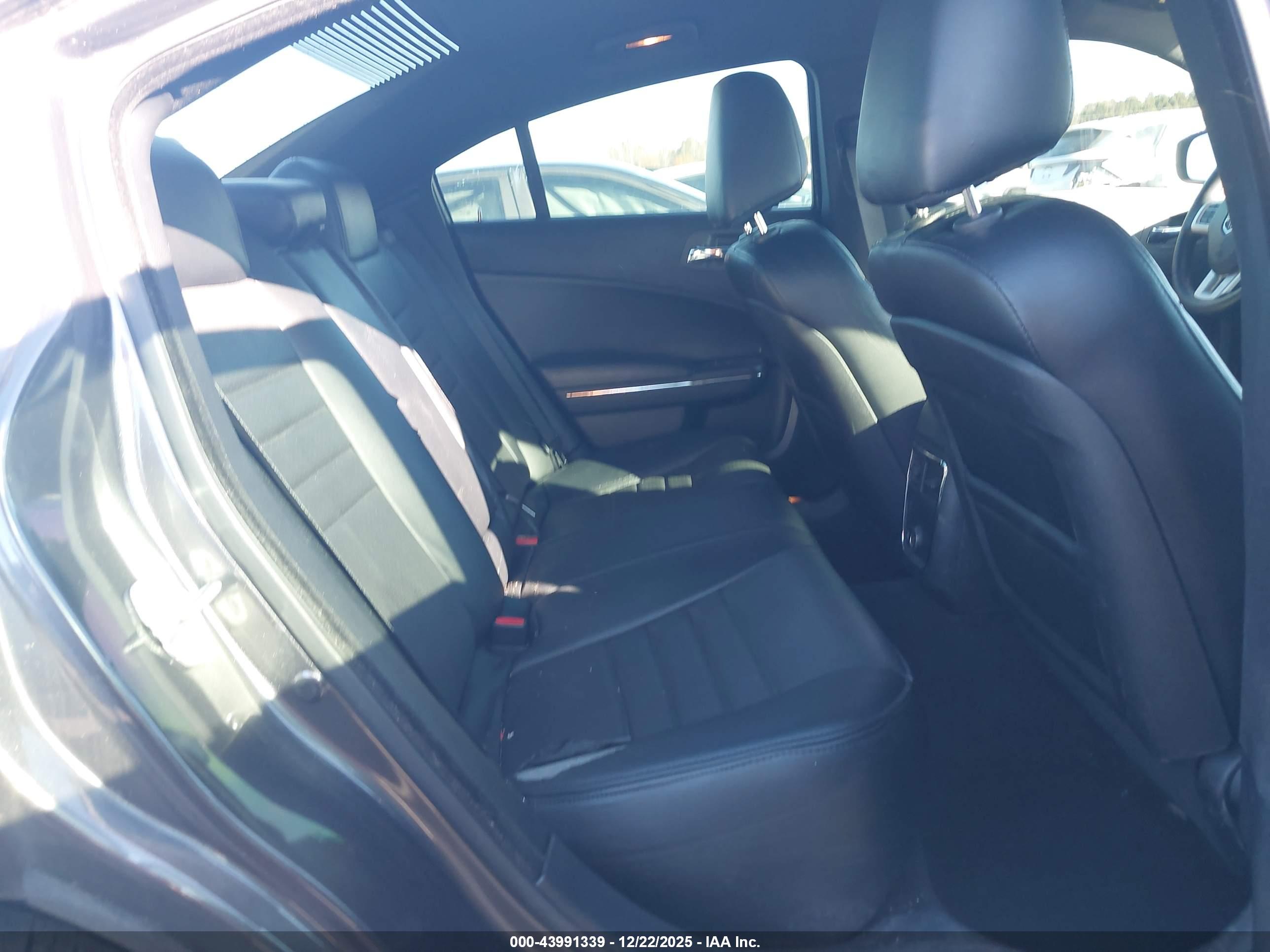 DODGE CHARGER image 8