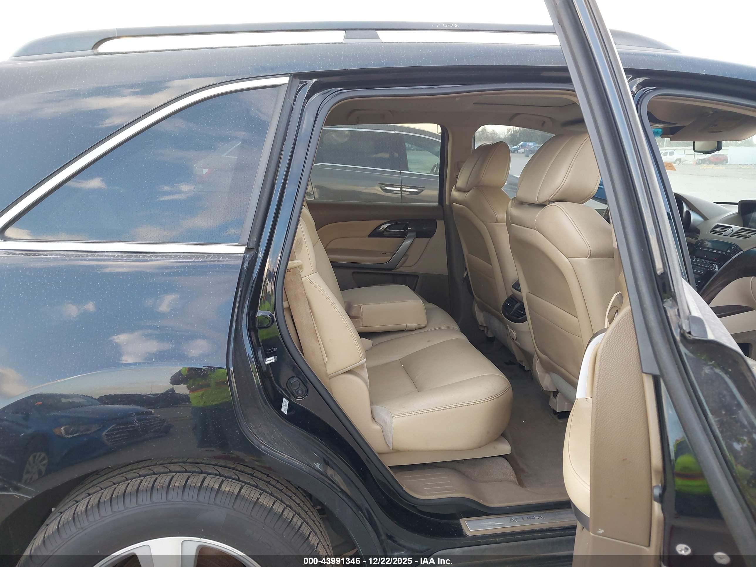 ACURA MDX image 8