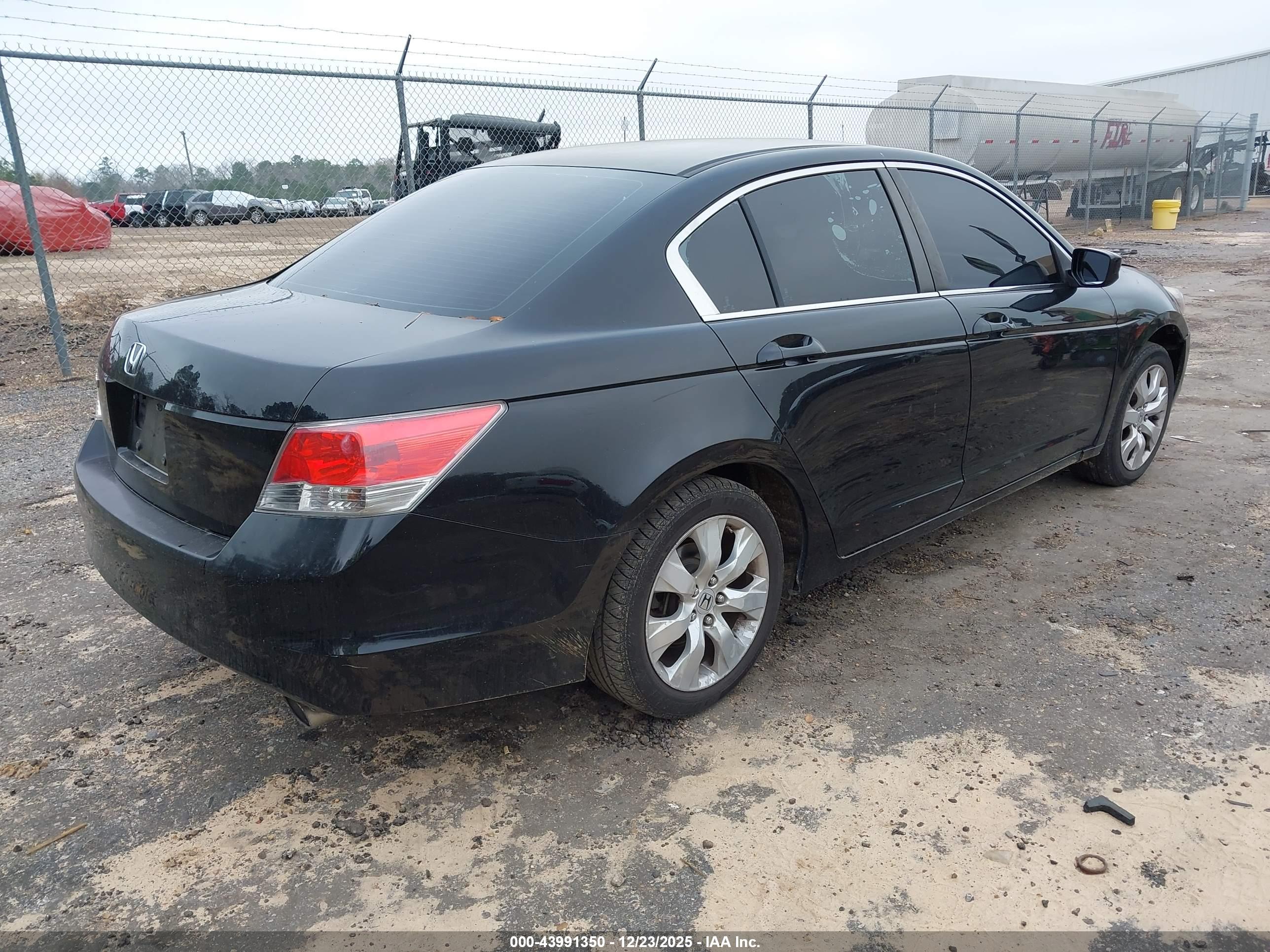 HONDA ACCORD image 4