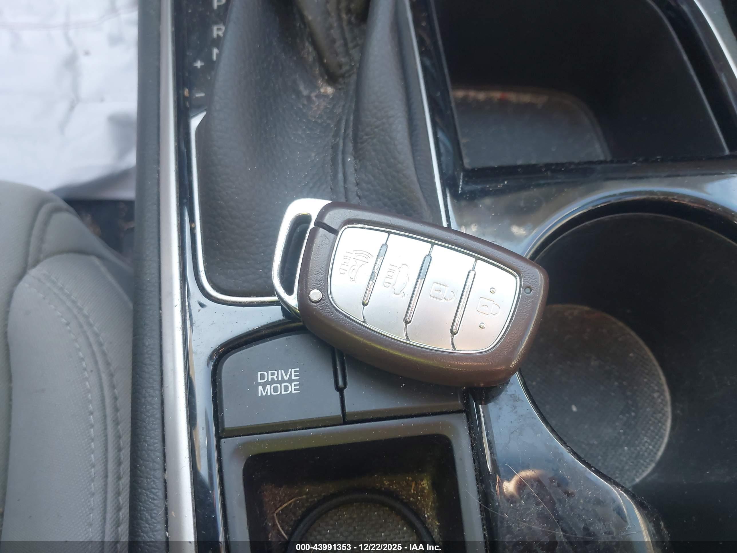 HYUNDAI SONATA image 11