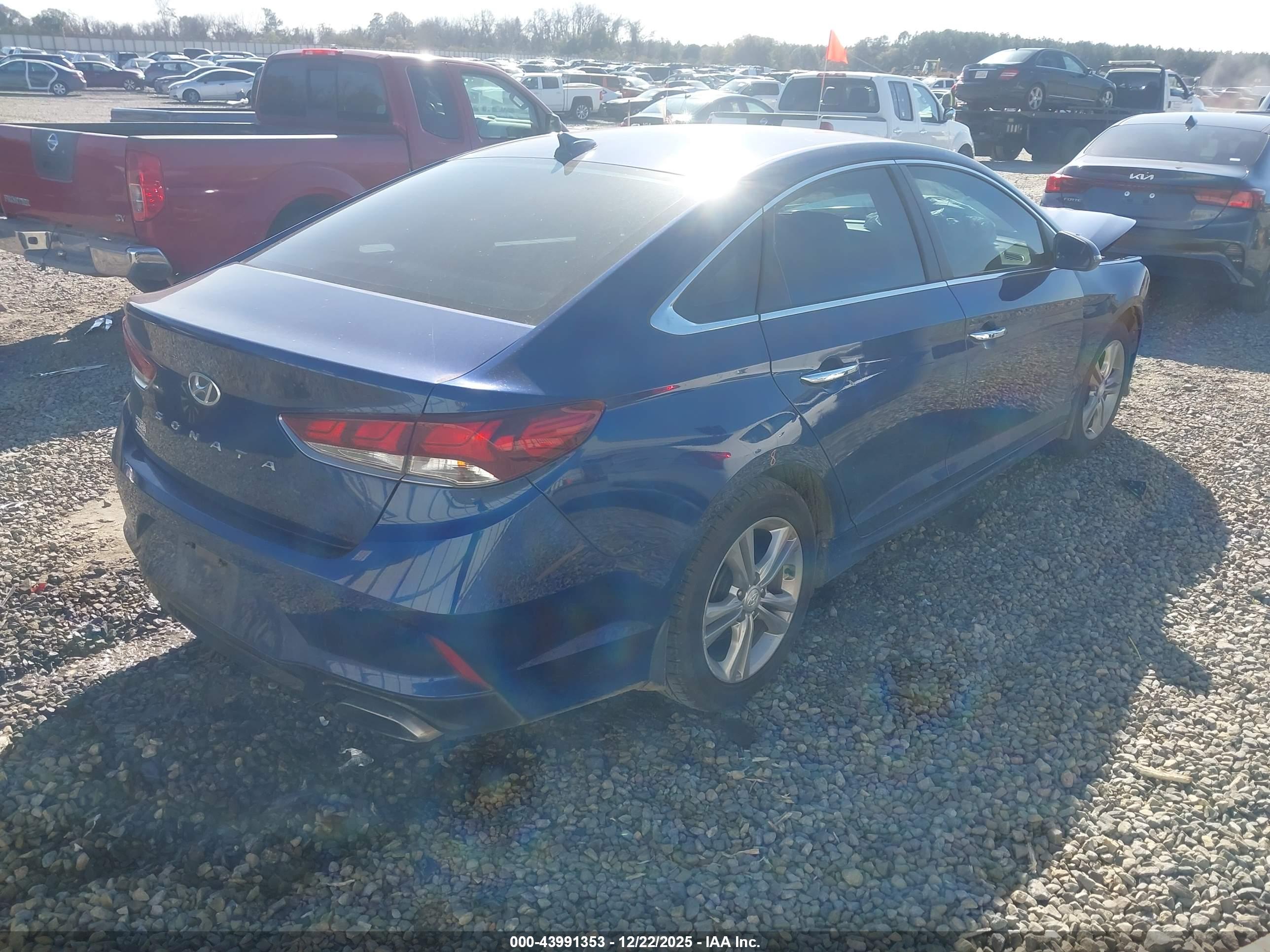 HYUNDAI SONATA image 4