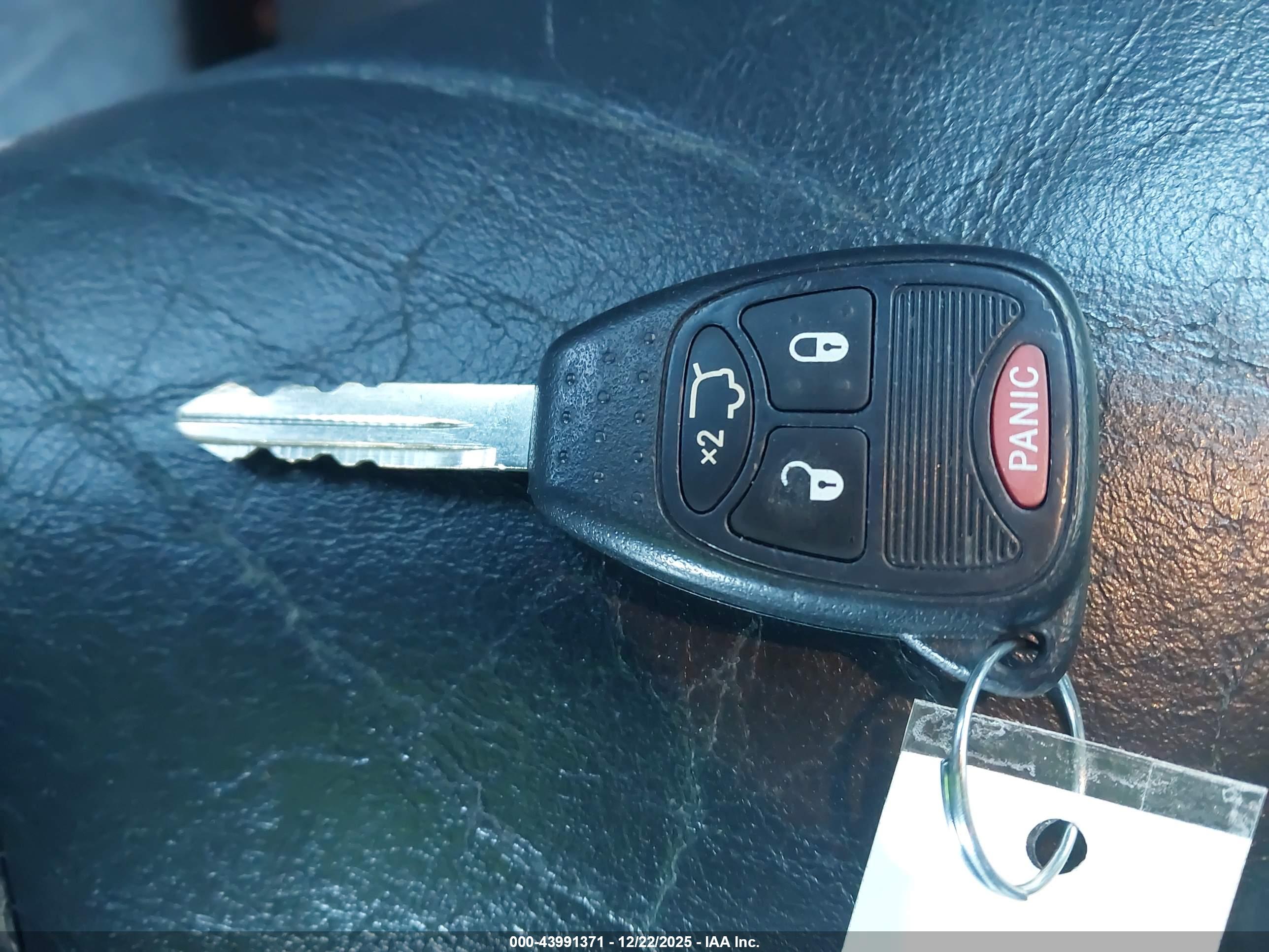 JEEP LIBERTY image 11