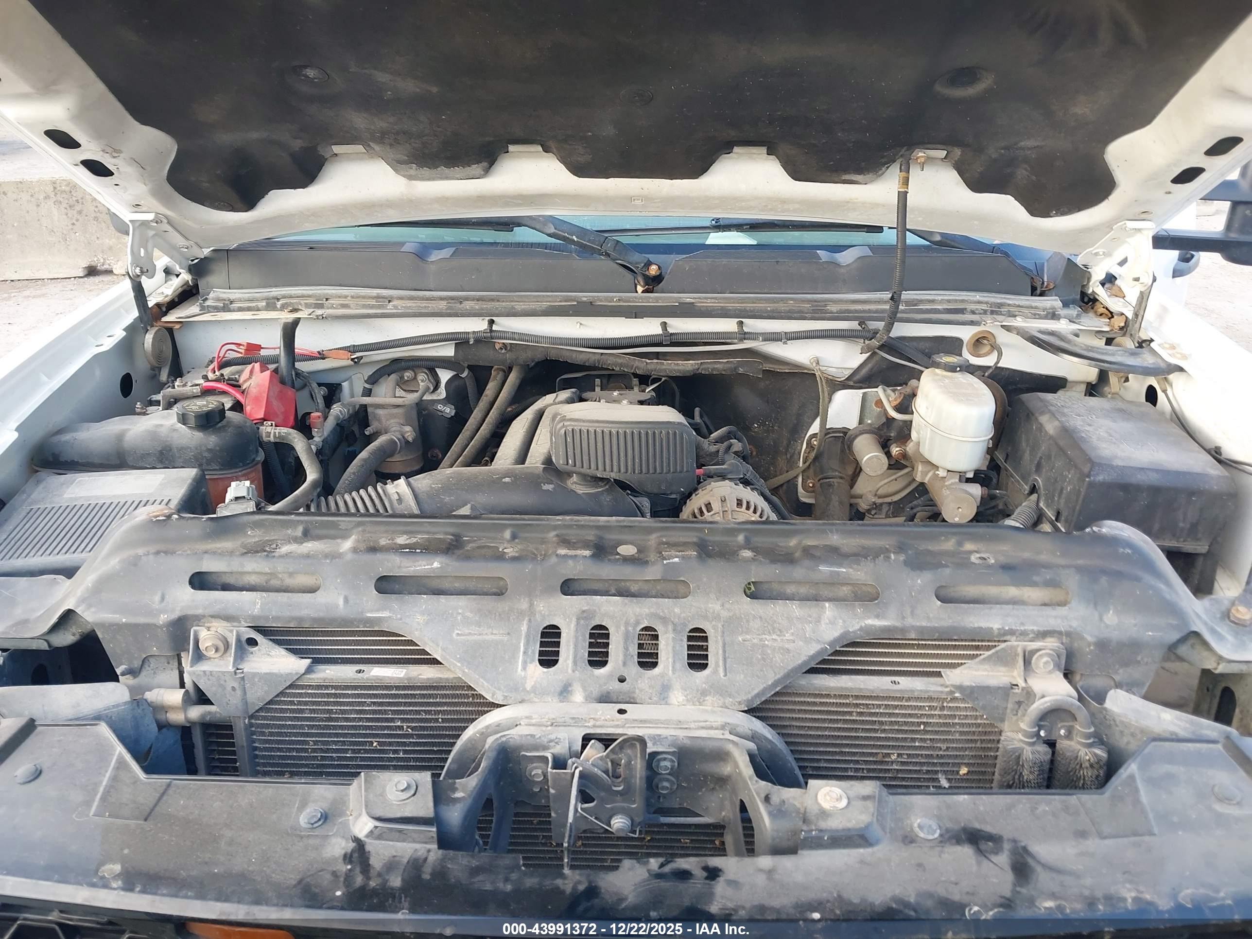 CHEVROLET SILVERADO image 10