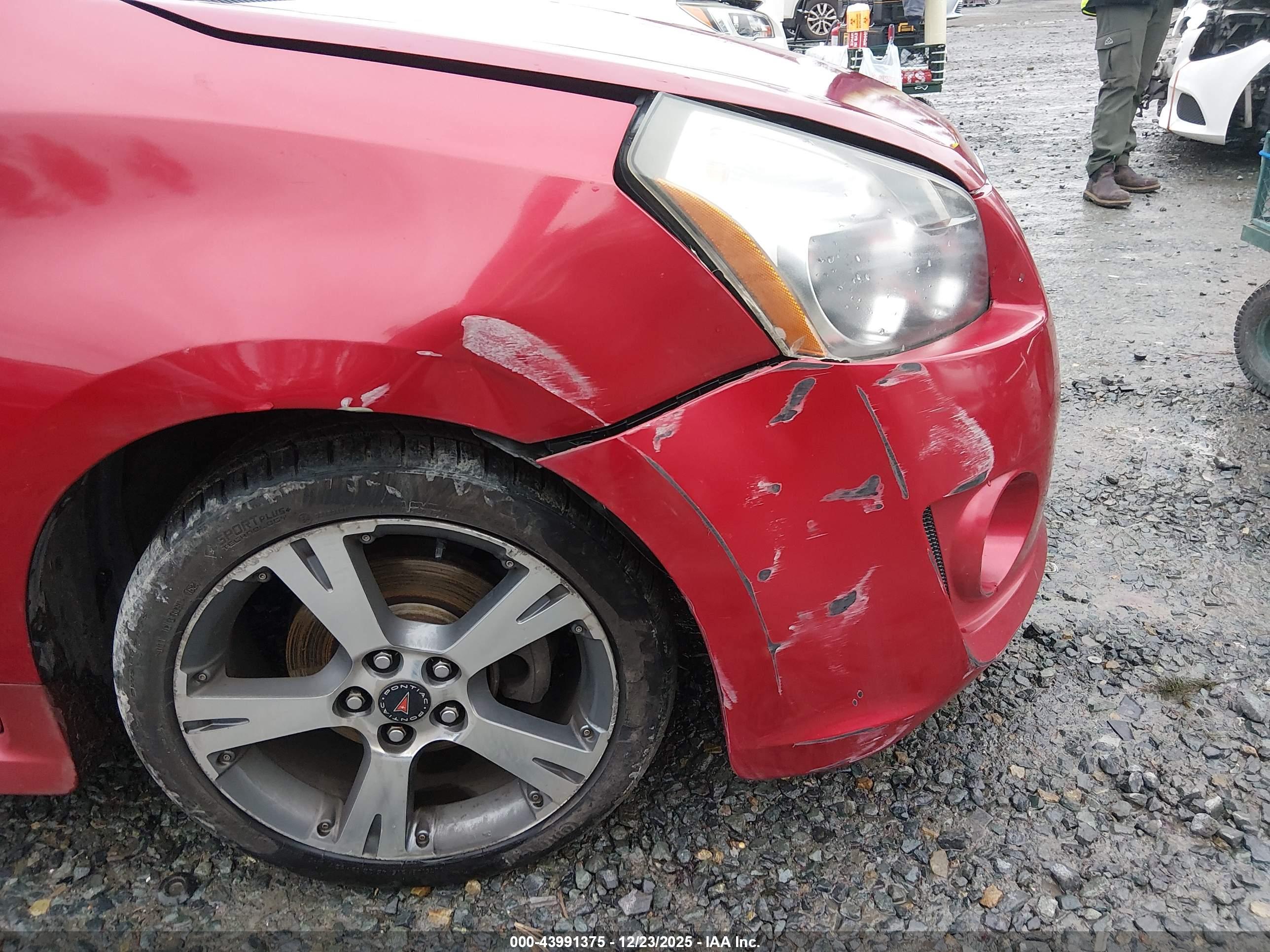 PONTIAC VIBE image 6