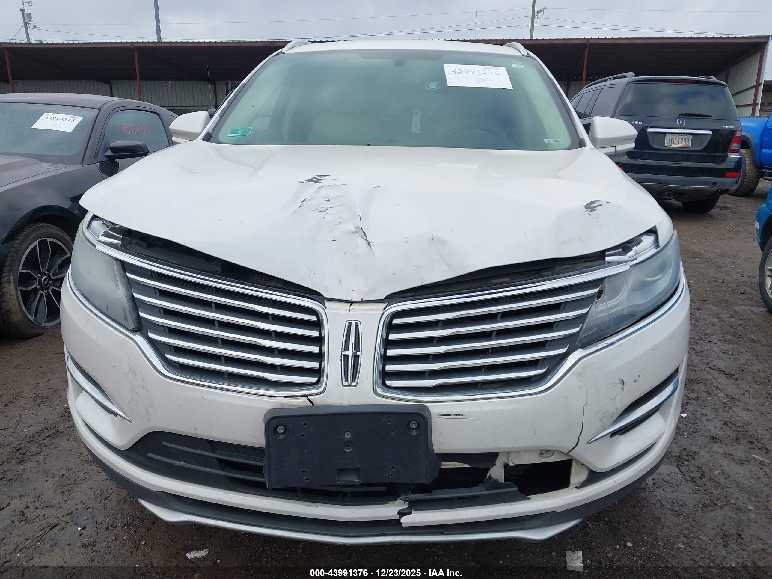 LINCOLN MKC image 6