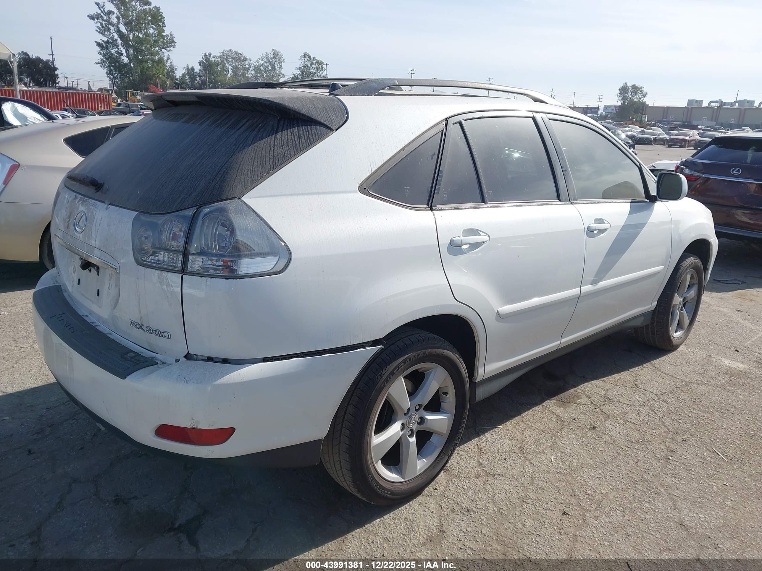 LEXUS RX image 4