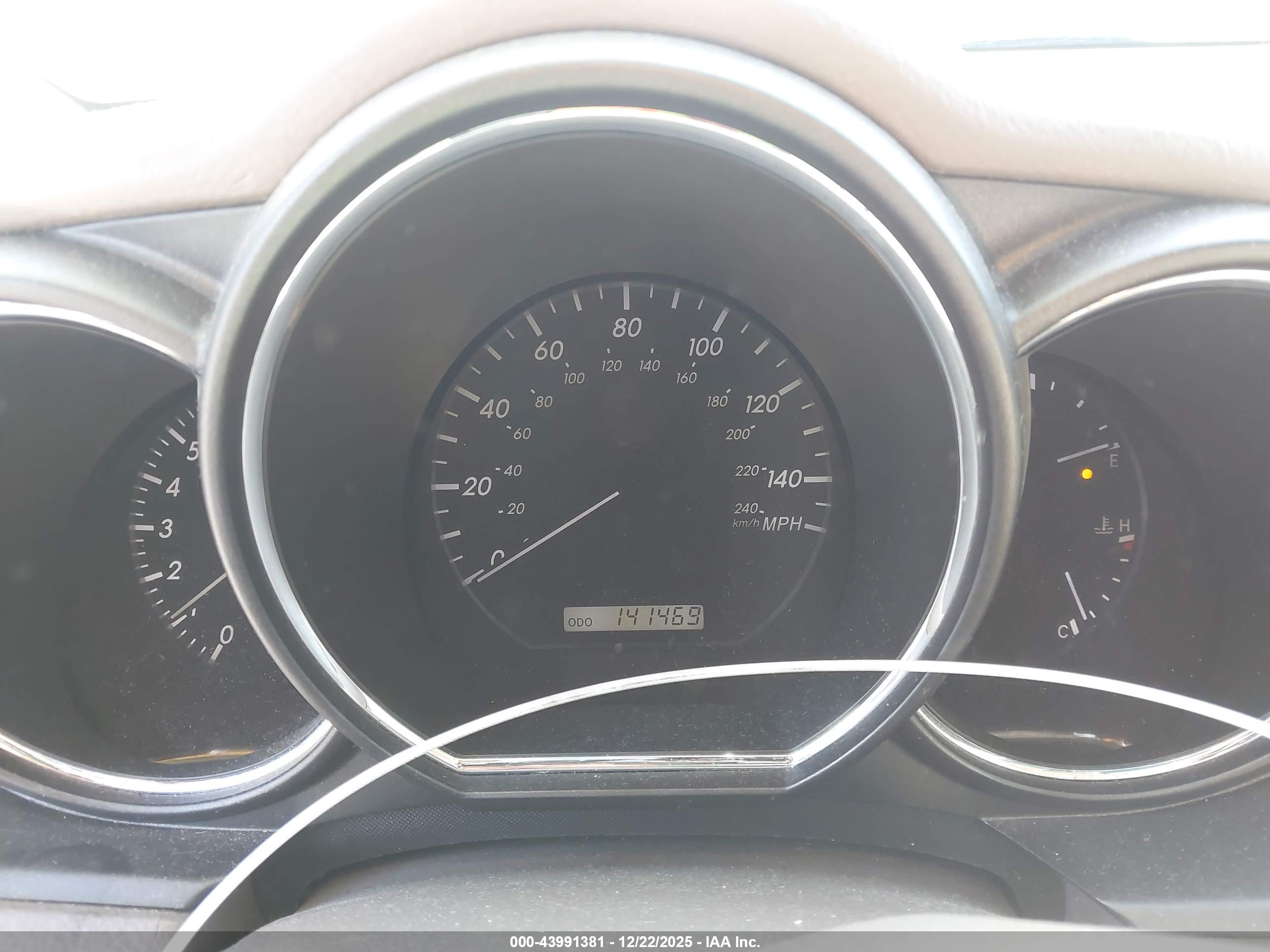 LEXUS RX image 7