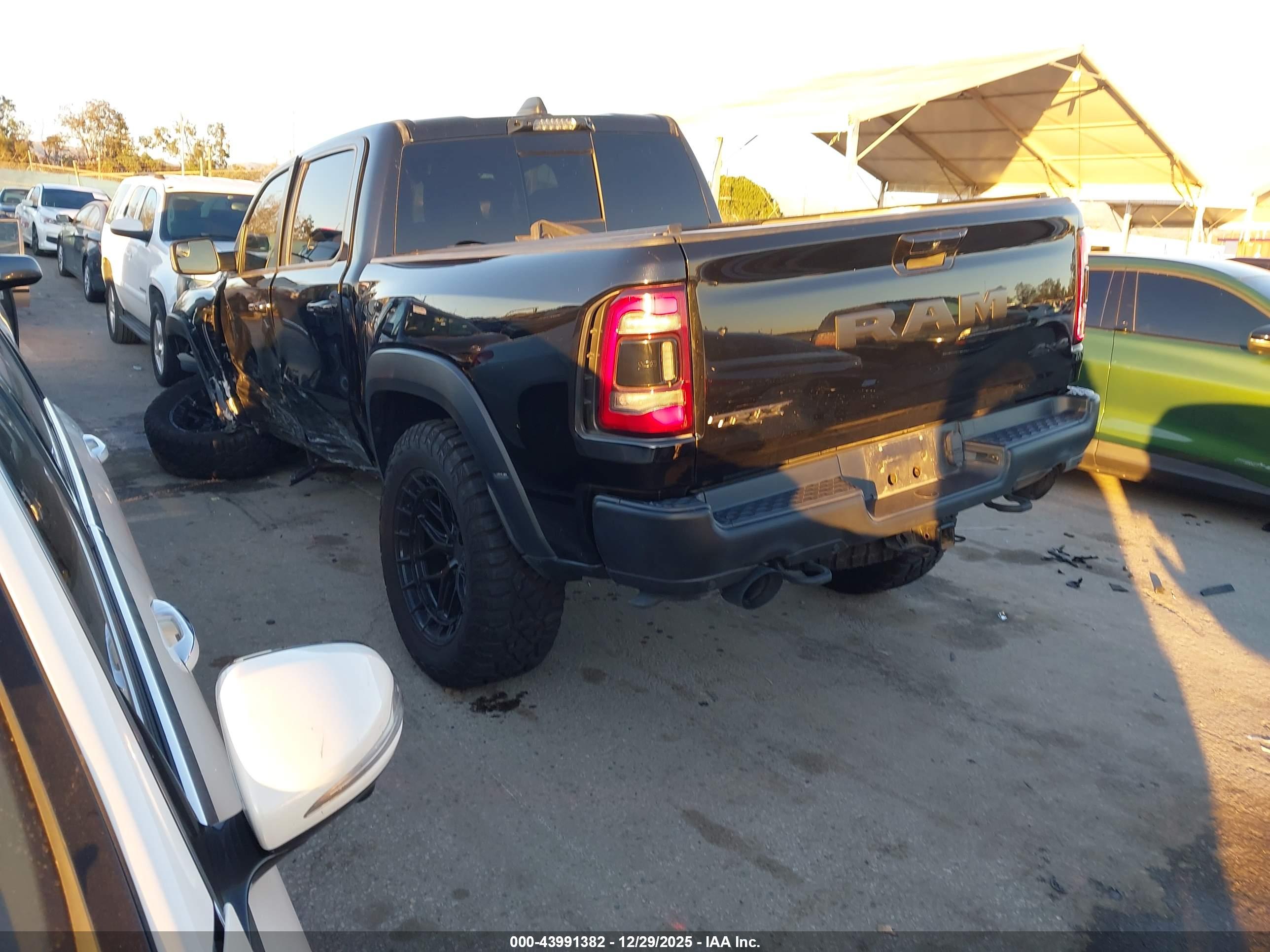 RAM 1500 image 3