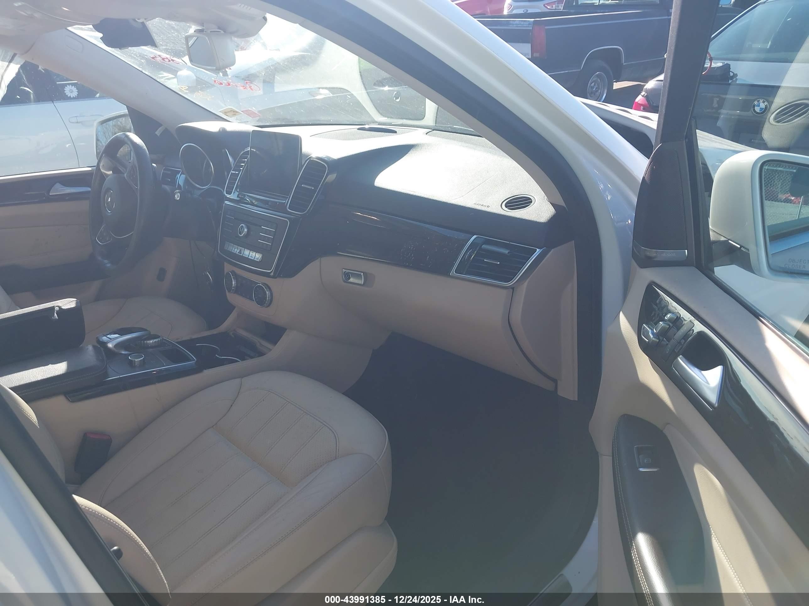 MERCEDES-BENZ GLE image 5