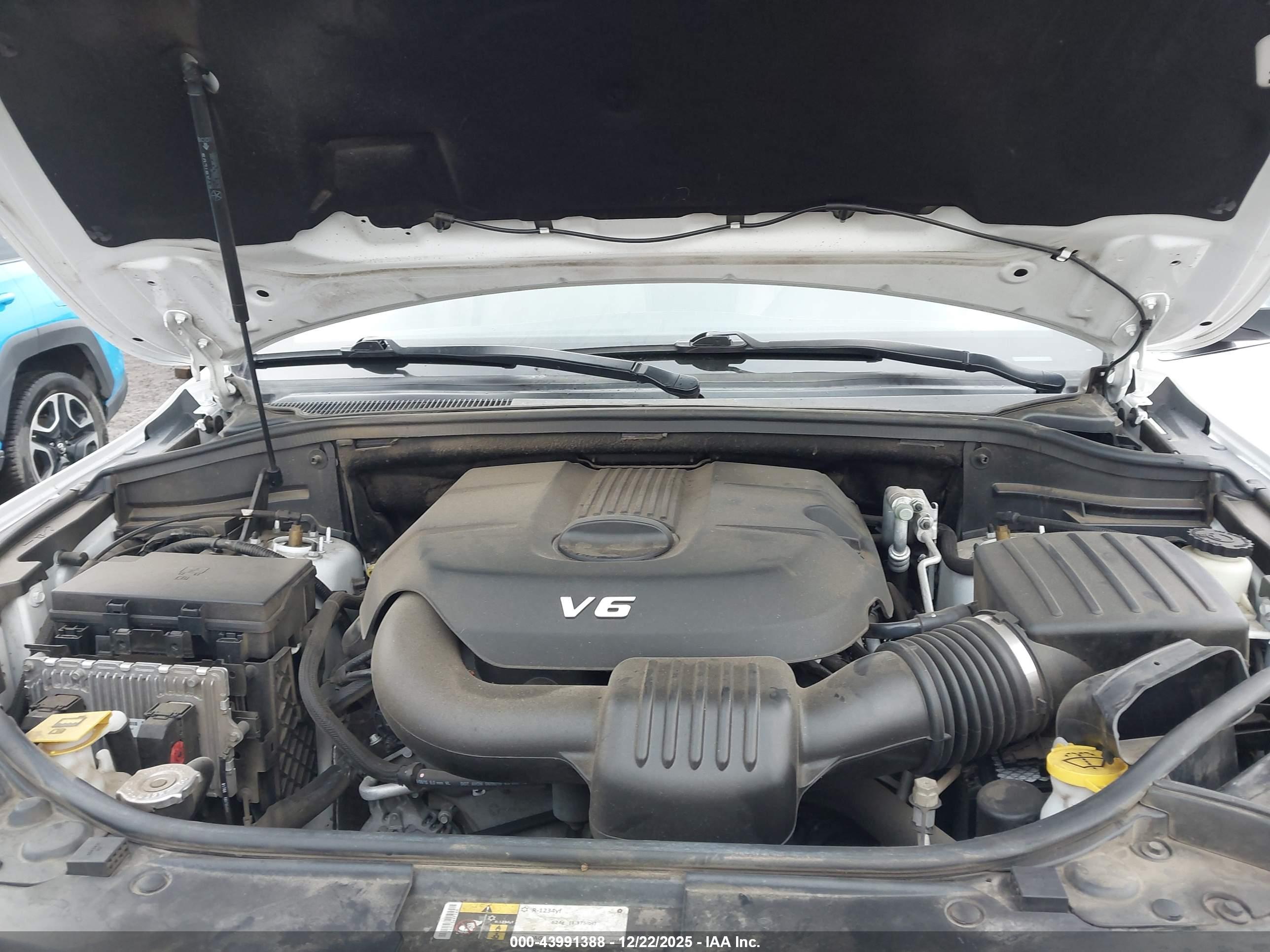 JEEP GRAND image 10