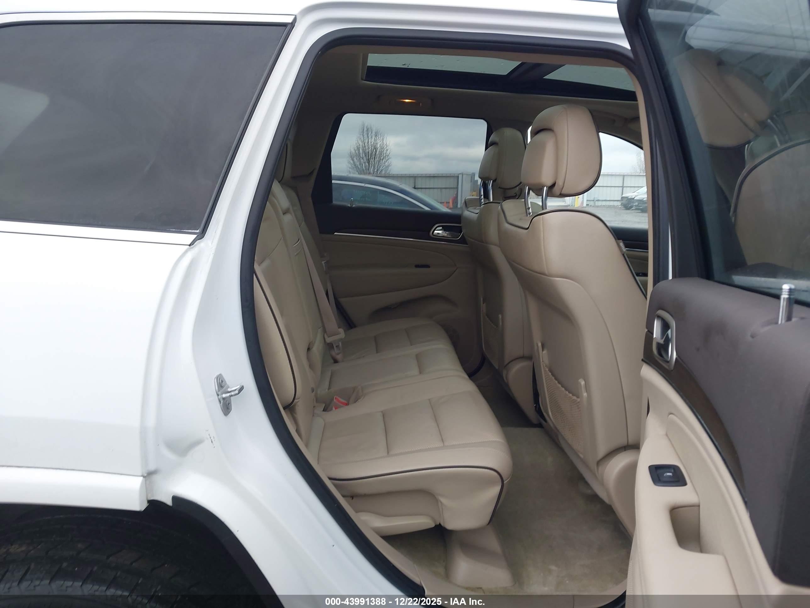 JEEP GRAND image 8