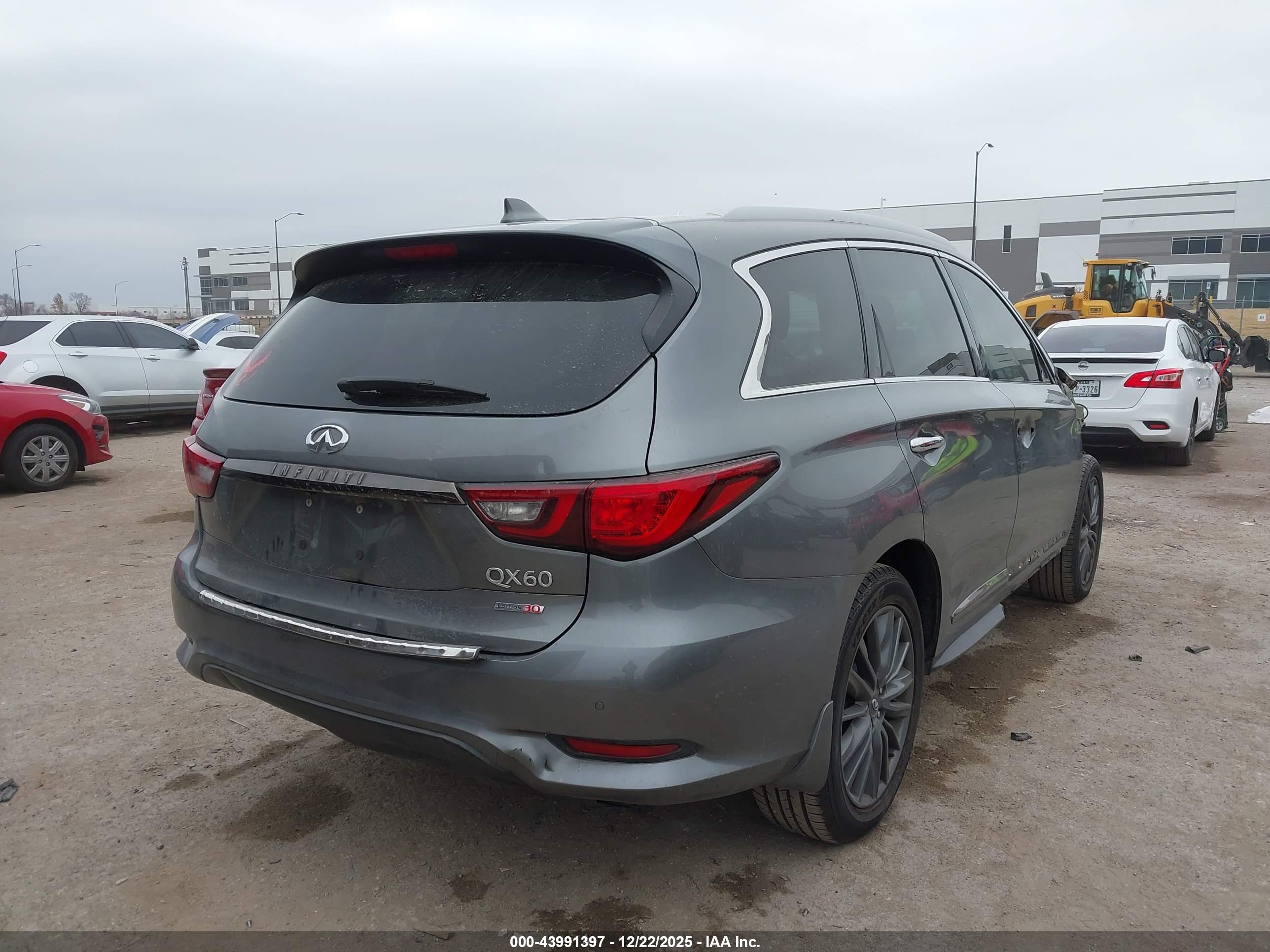 INFINITI QX60 image 4