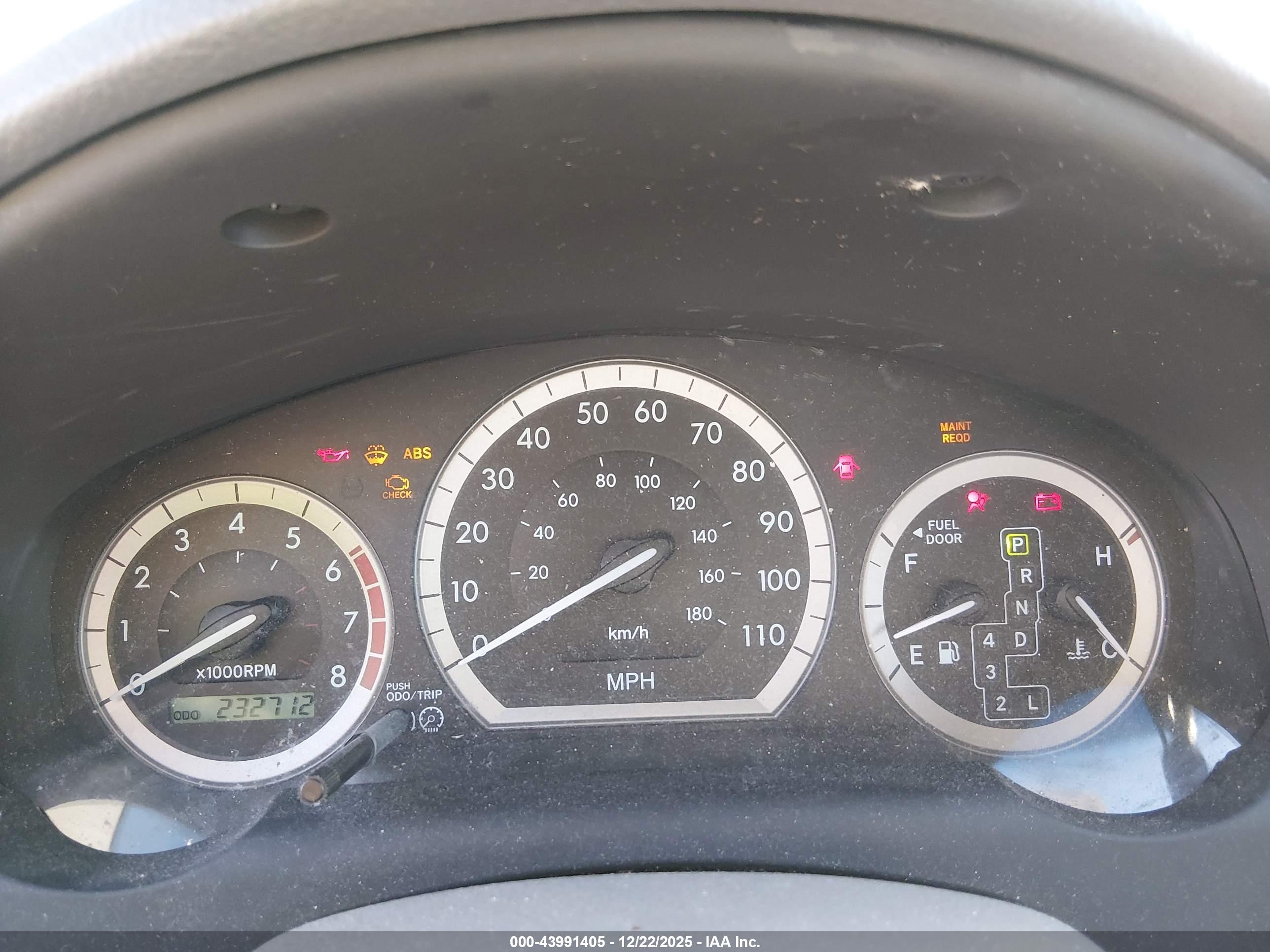 TOYOTA SIENNA image 7