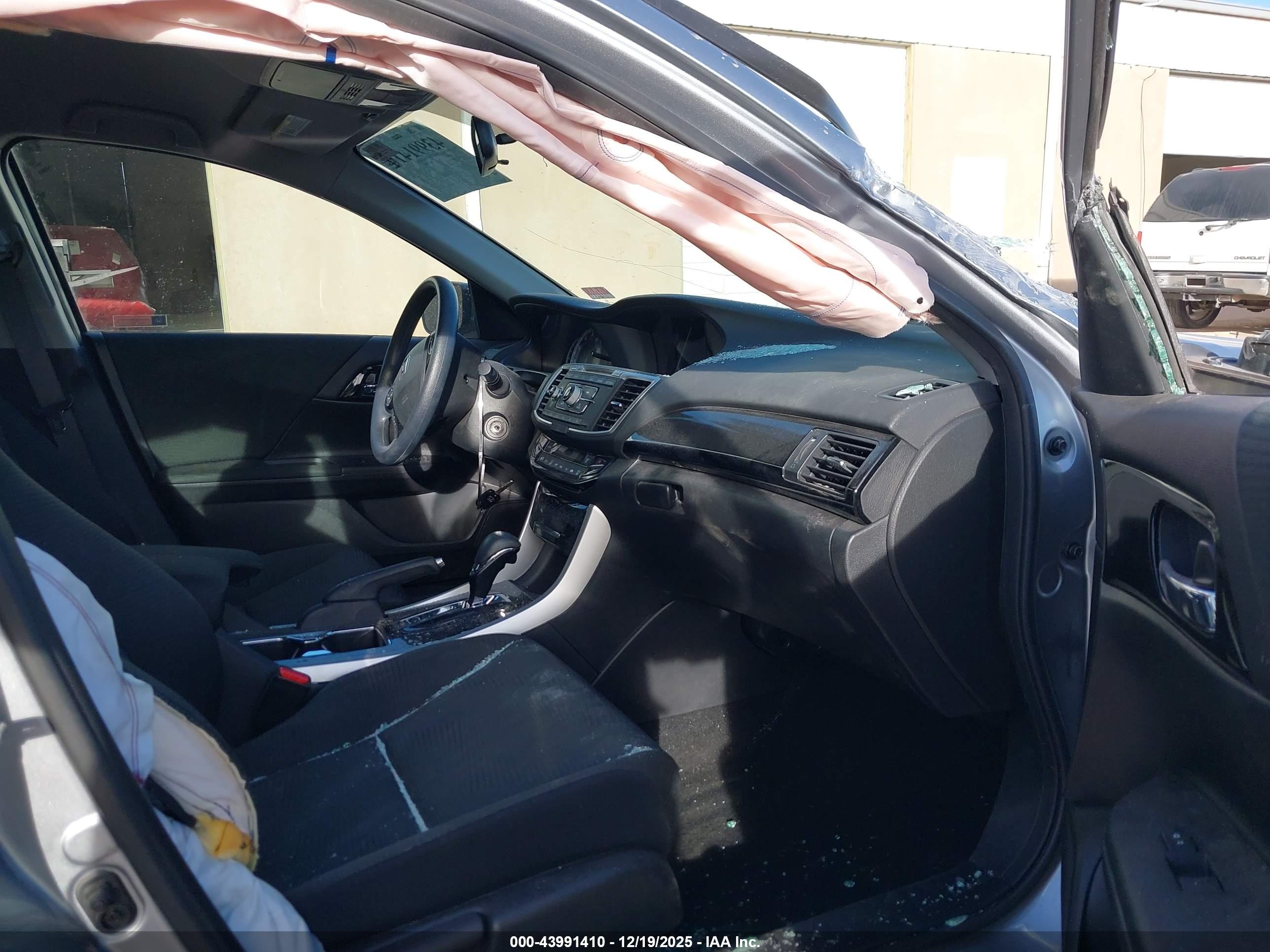 HONDA ACCORD image 5