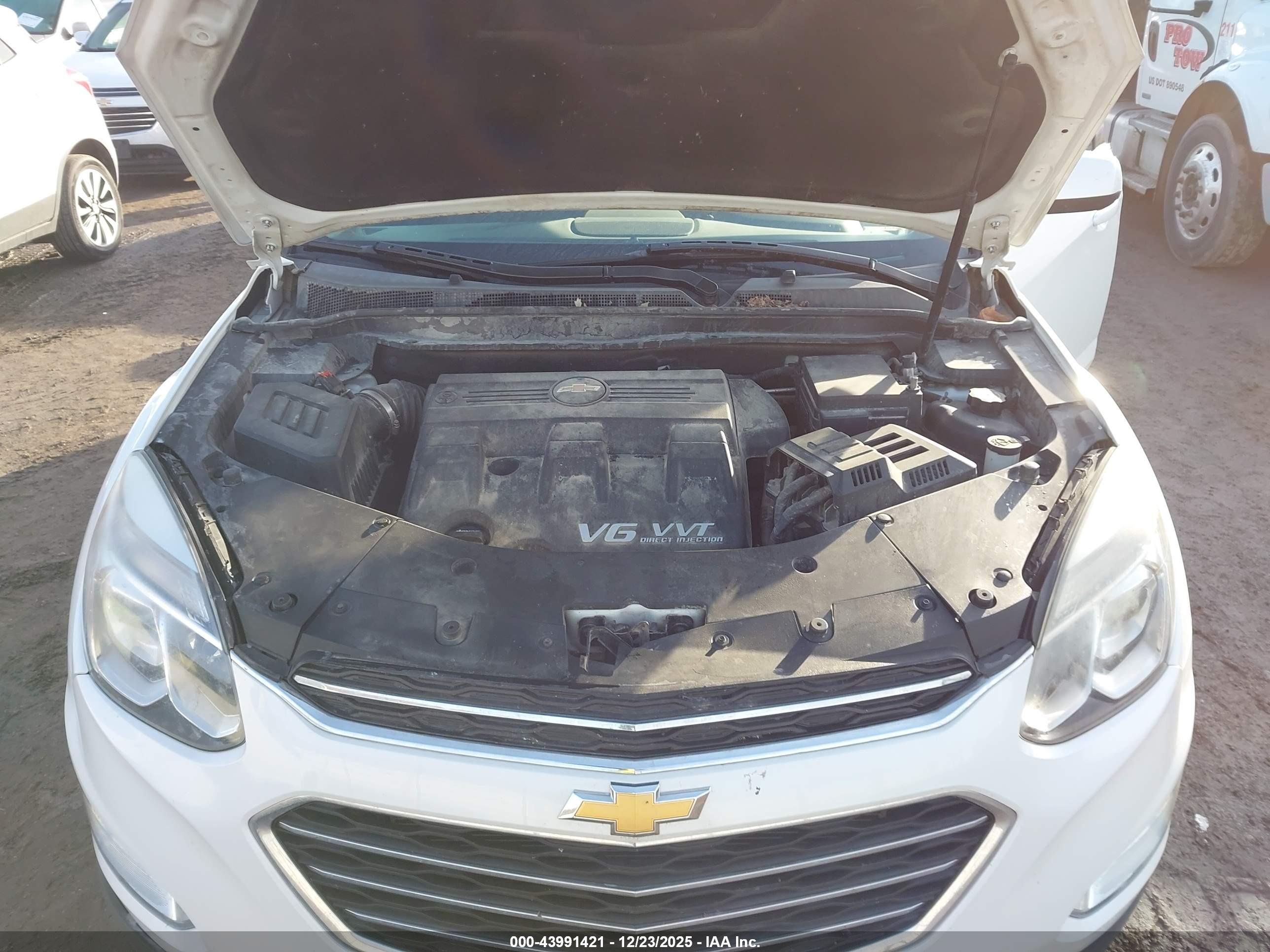 CHEVROLET EQUINOX image 10