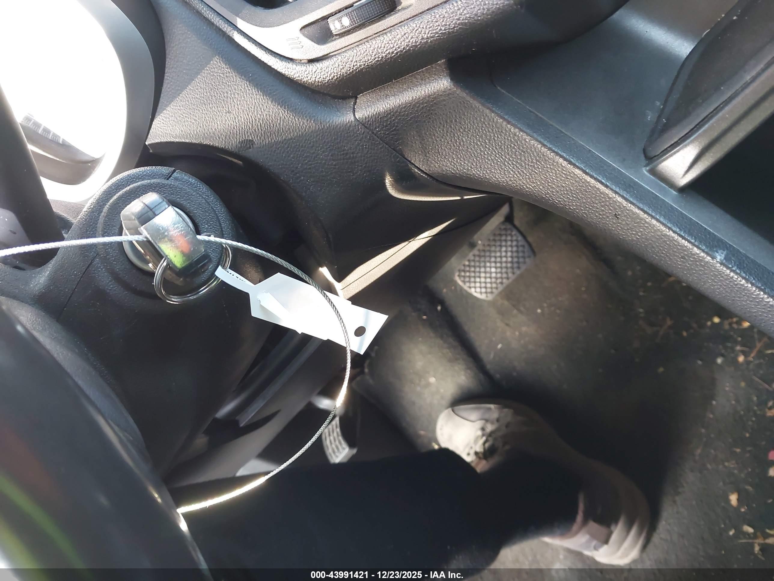 CHEVROLET EQUINOX image 11