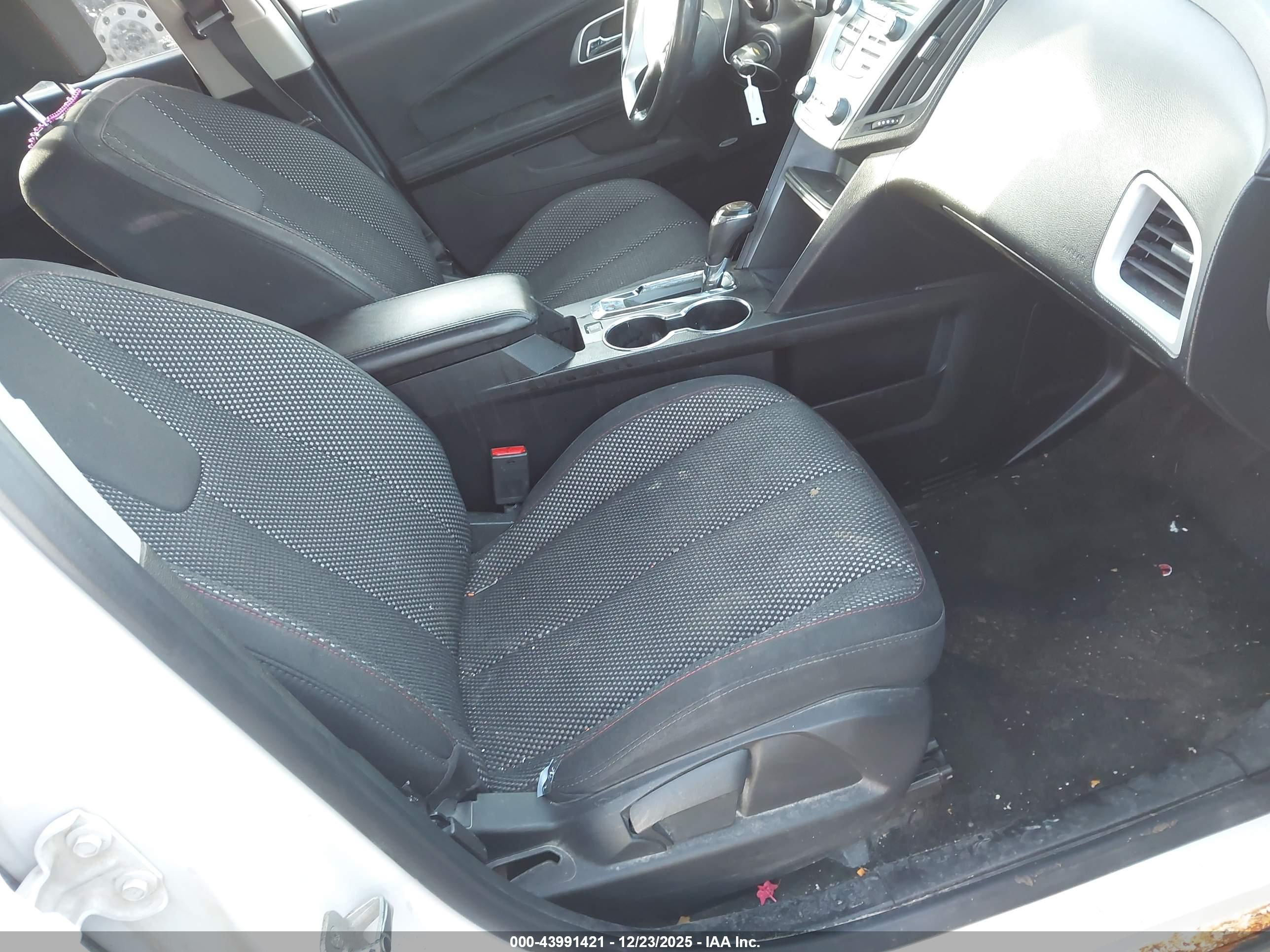 CHEVROLET EQUINOX image 5