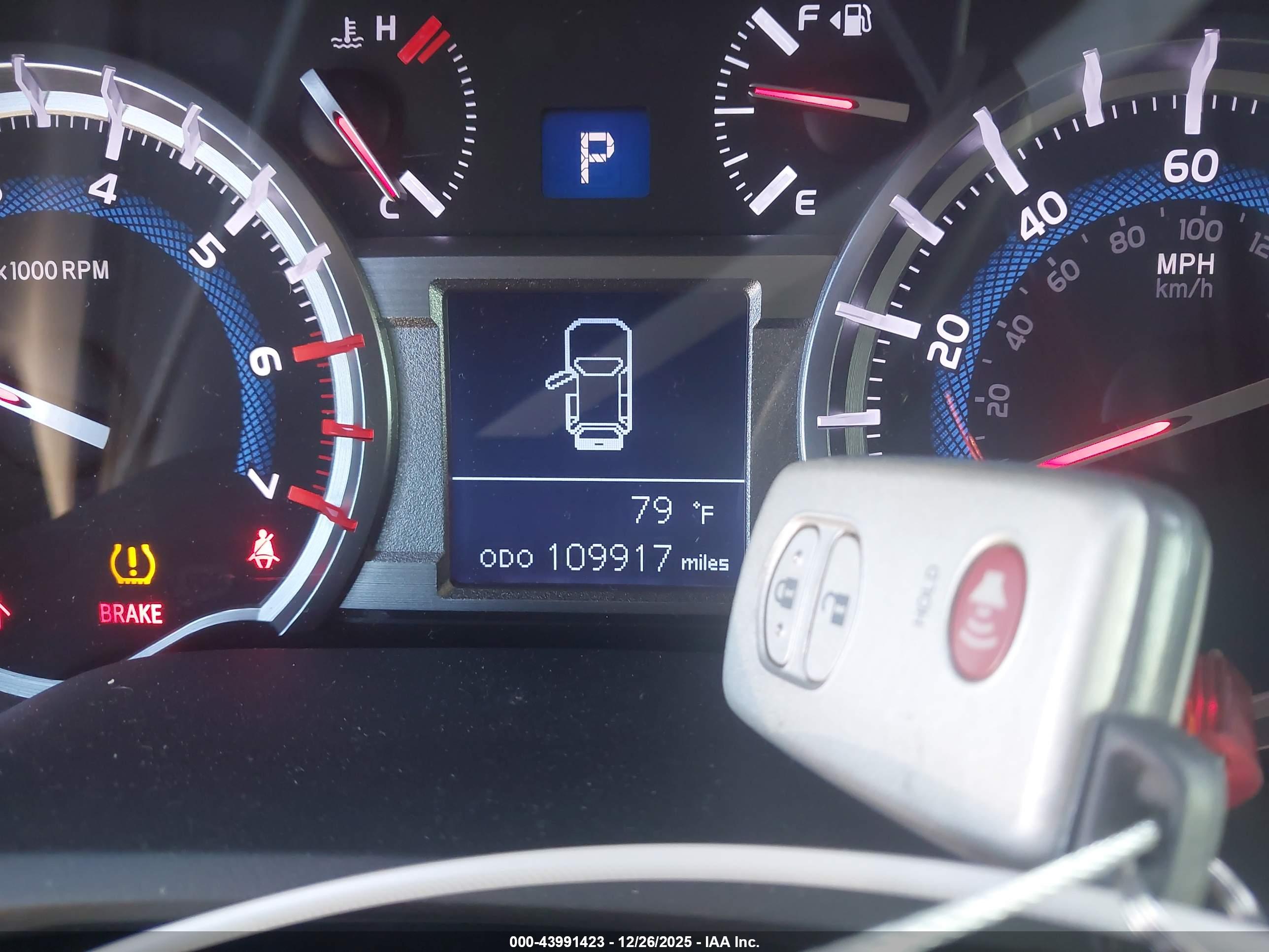 TOYOTA 4RUNNER image 11