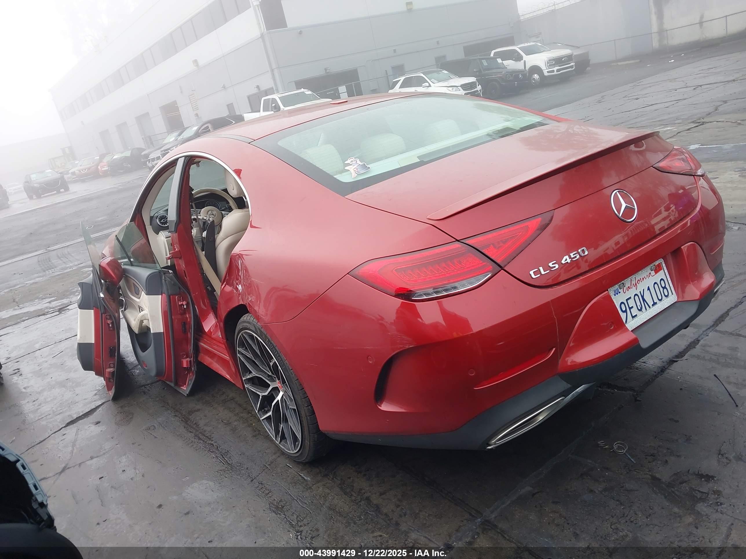 MERCEDES-BENZ CLS image 3