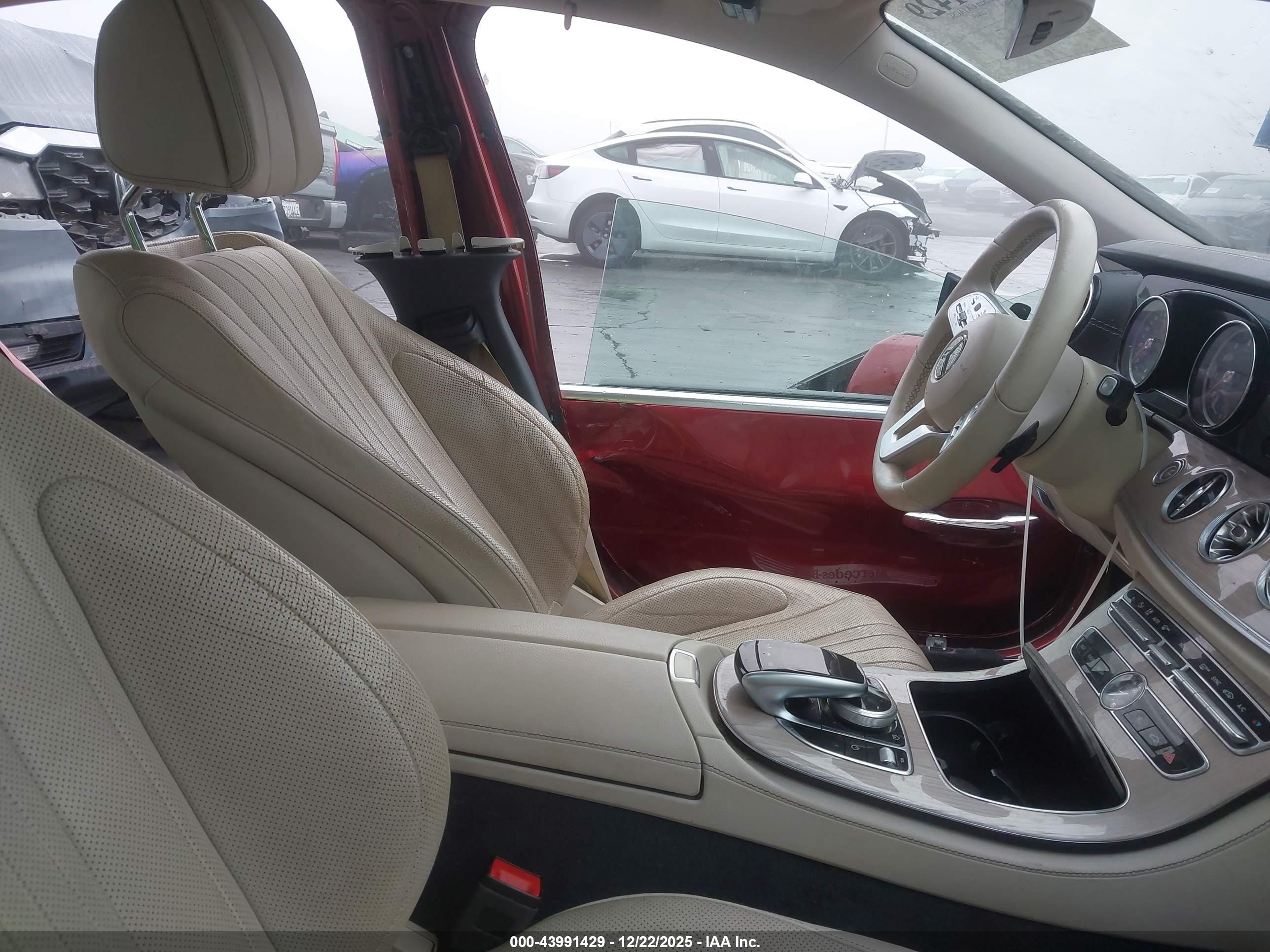 MERCEDES-BENZ CLS image 5