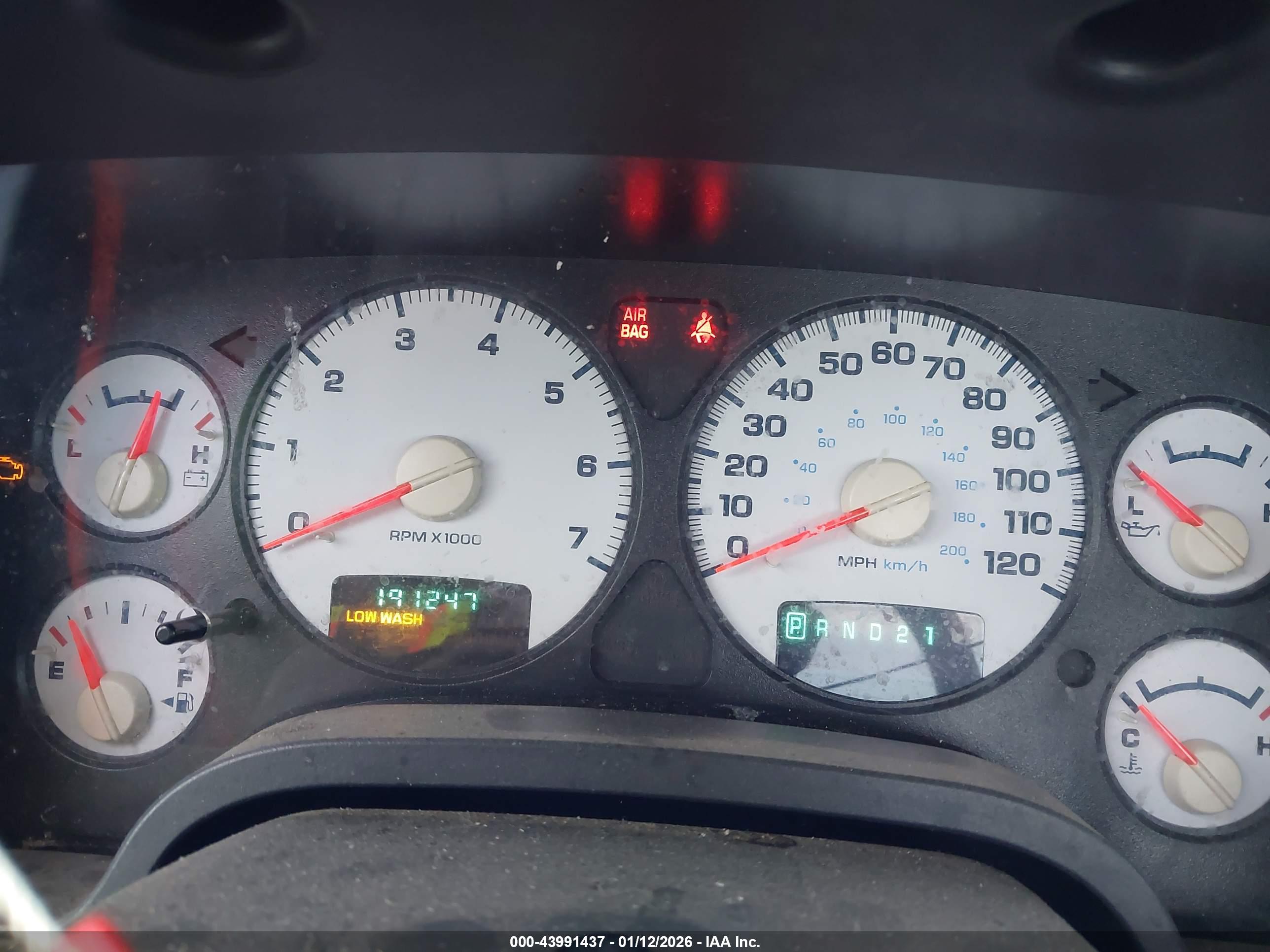 DODGE RAM image 7