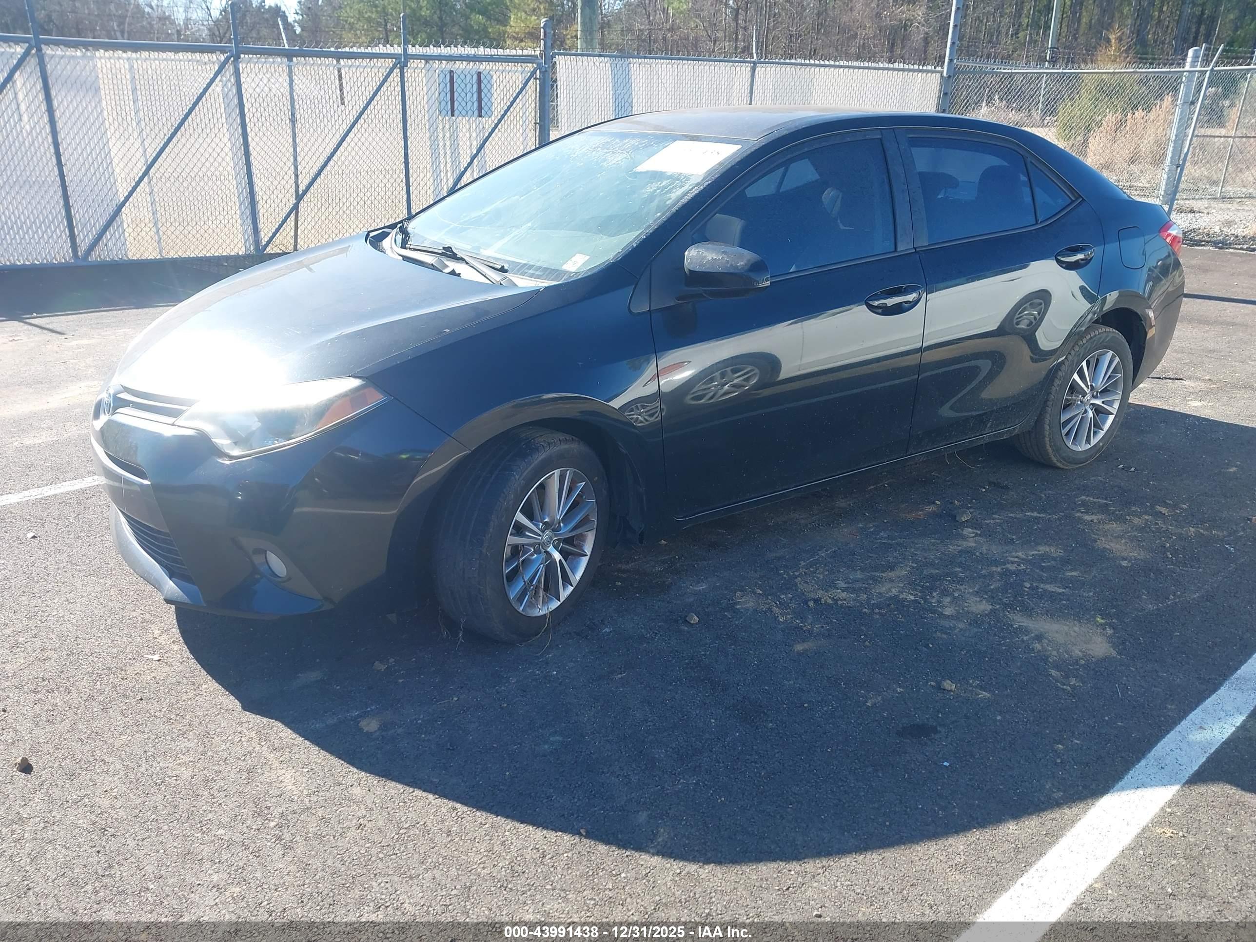 TOYOTA COROLLA image 2