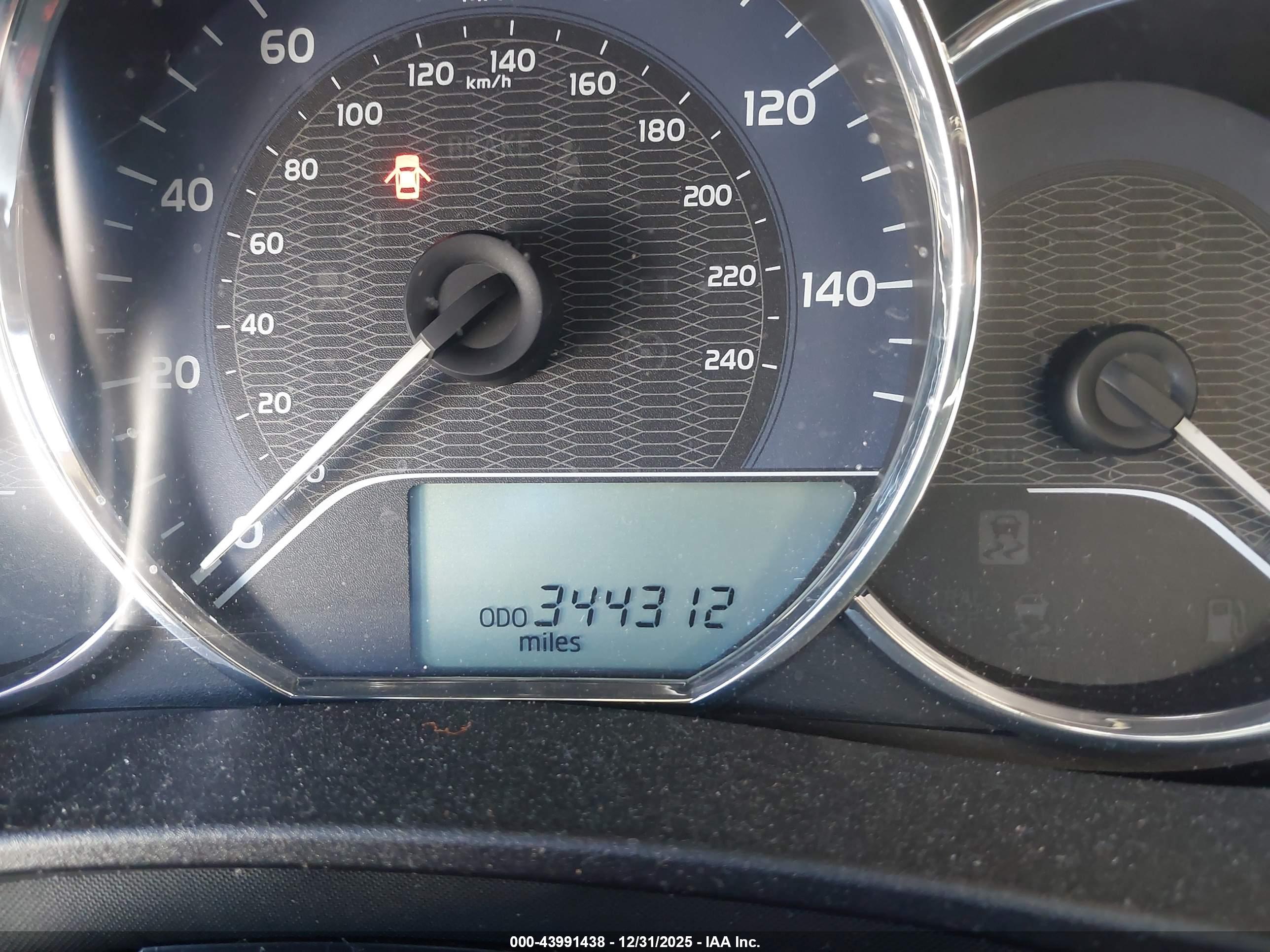 TOYOTA COROLLA image 7