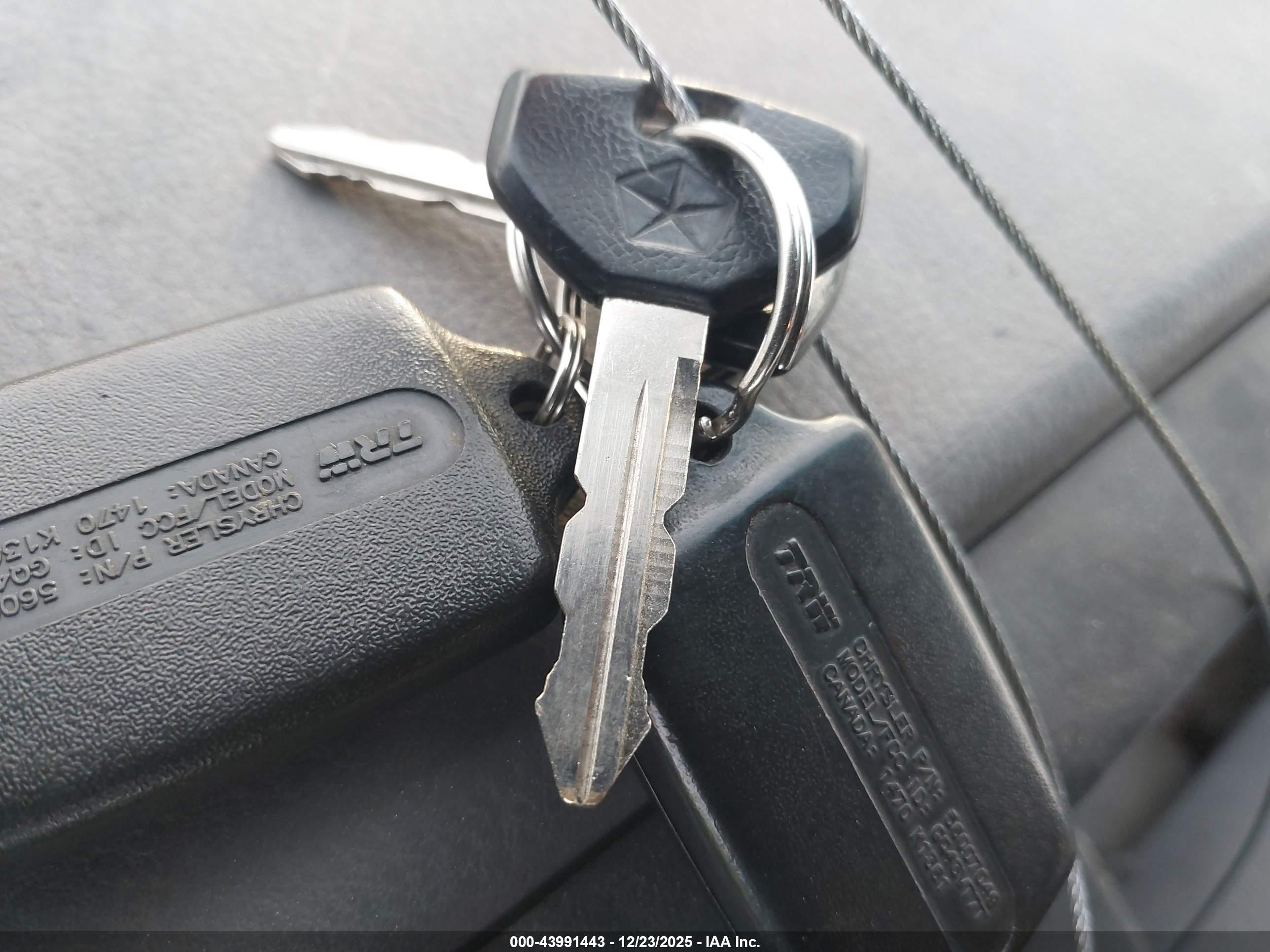 DODGE RAM image 11