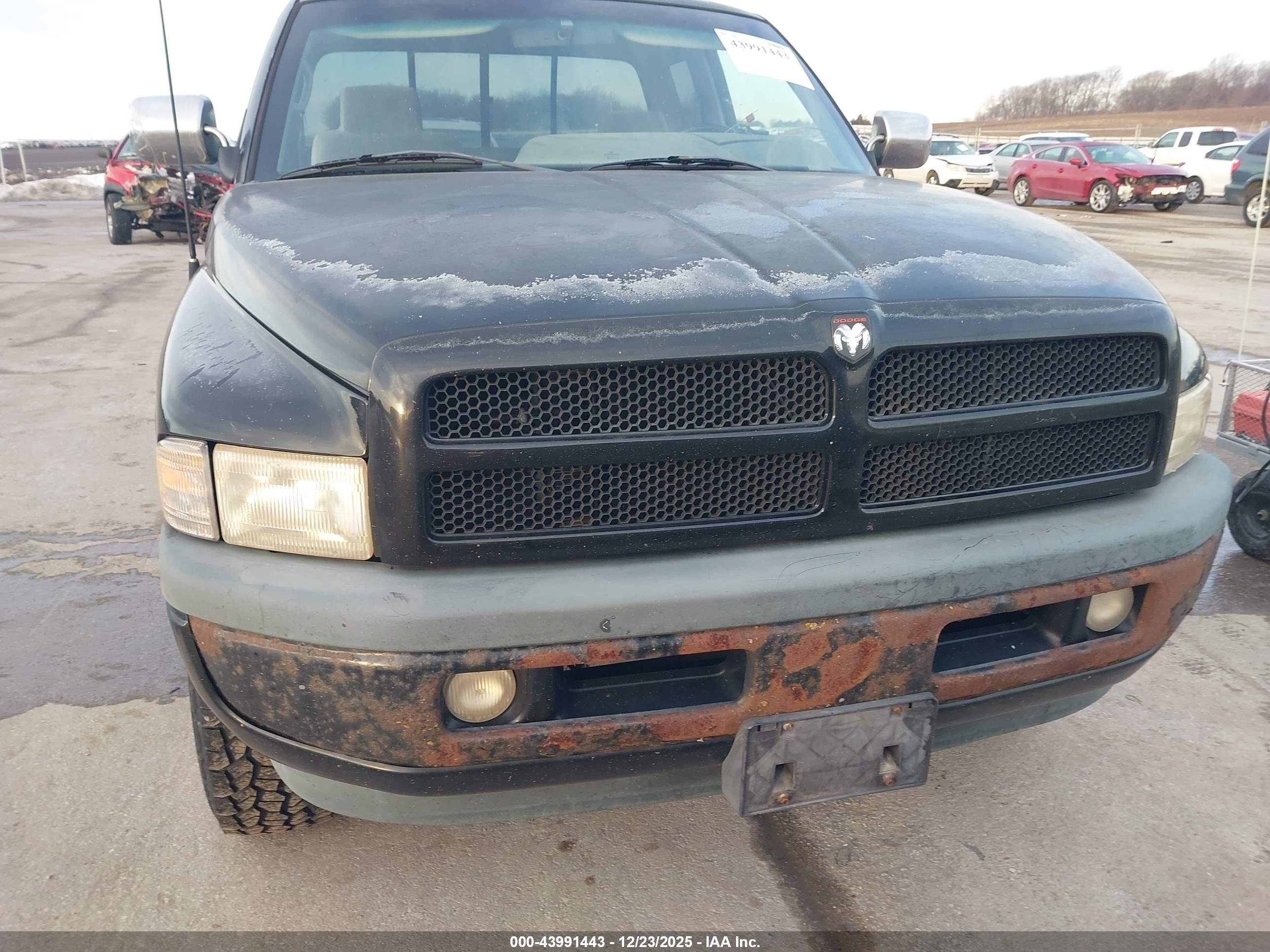 DODGE RAM image 6