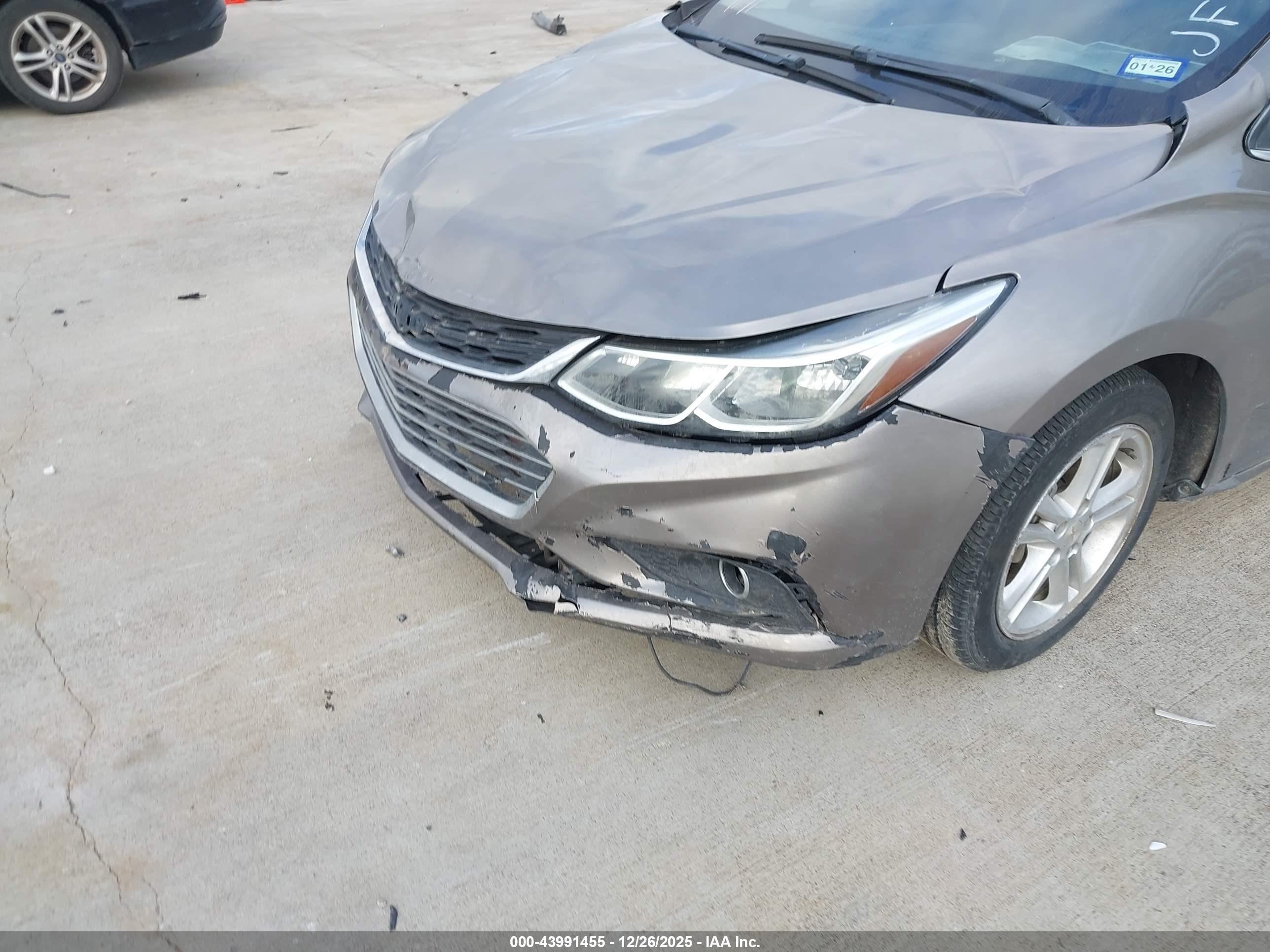 CHEVROLET CRUZE image 6