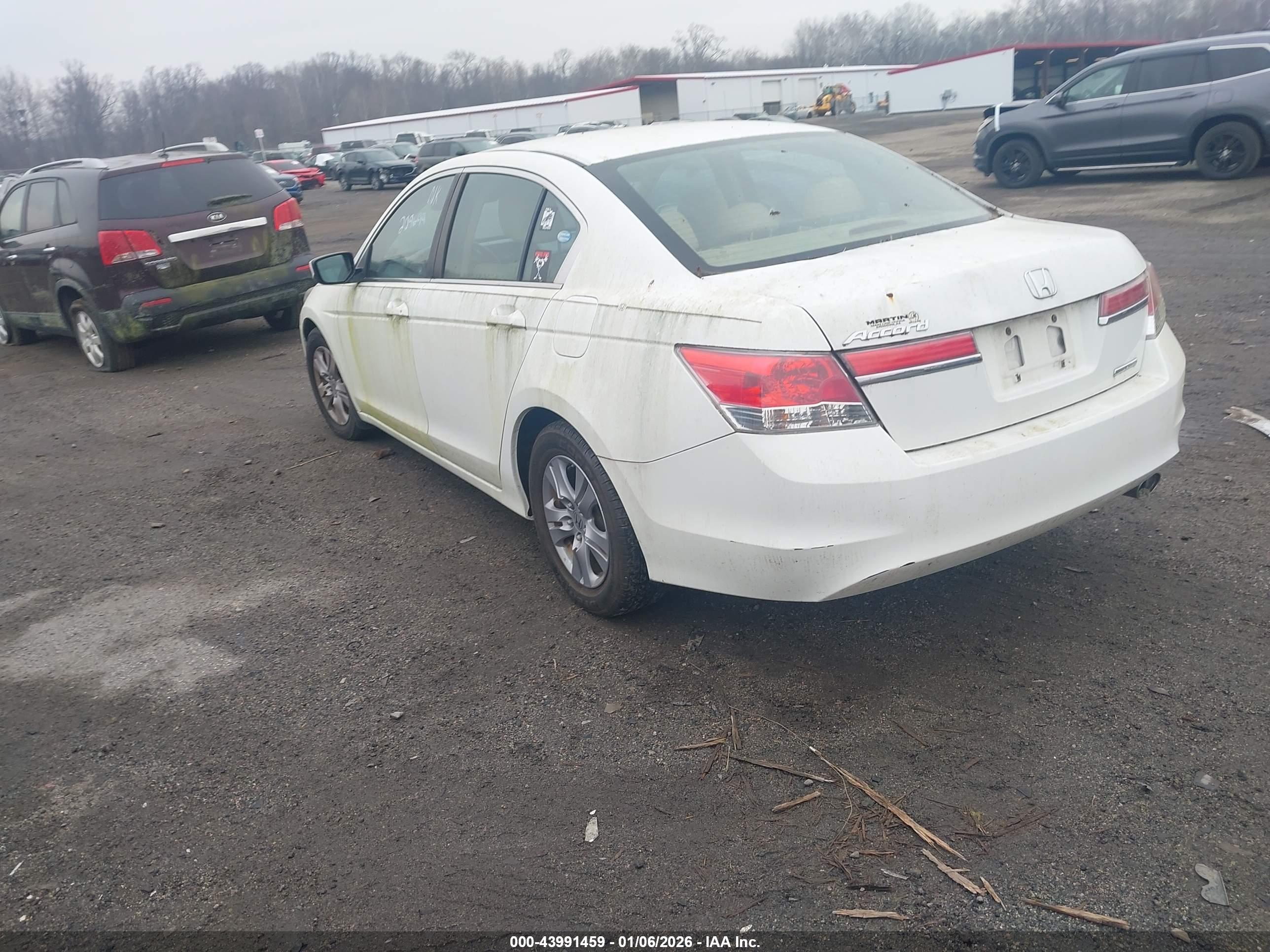 HONDA ACCORD image 3