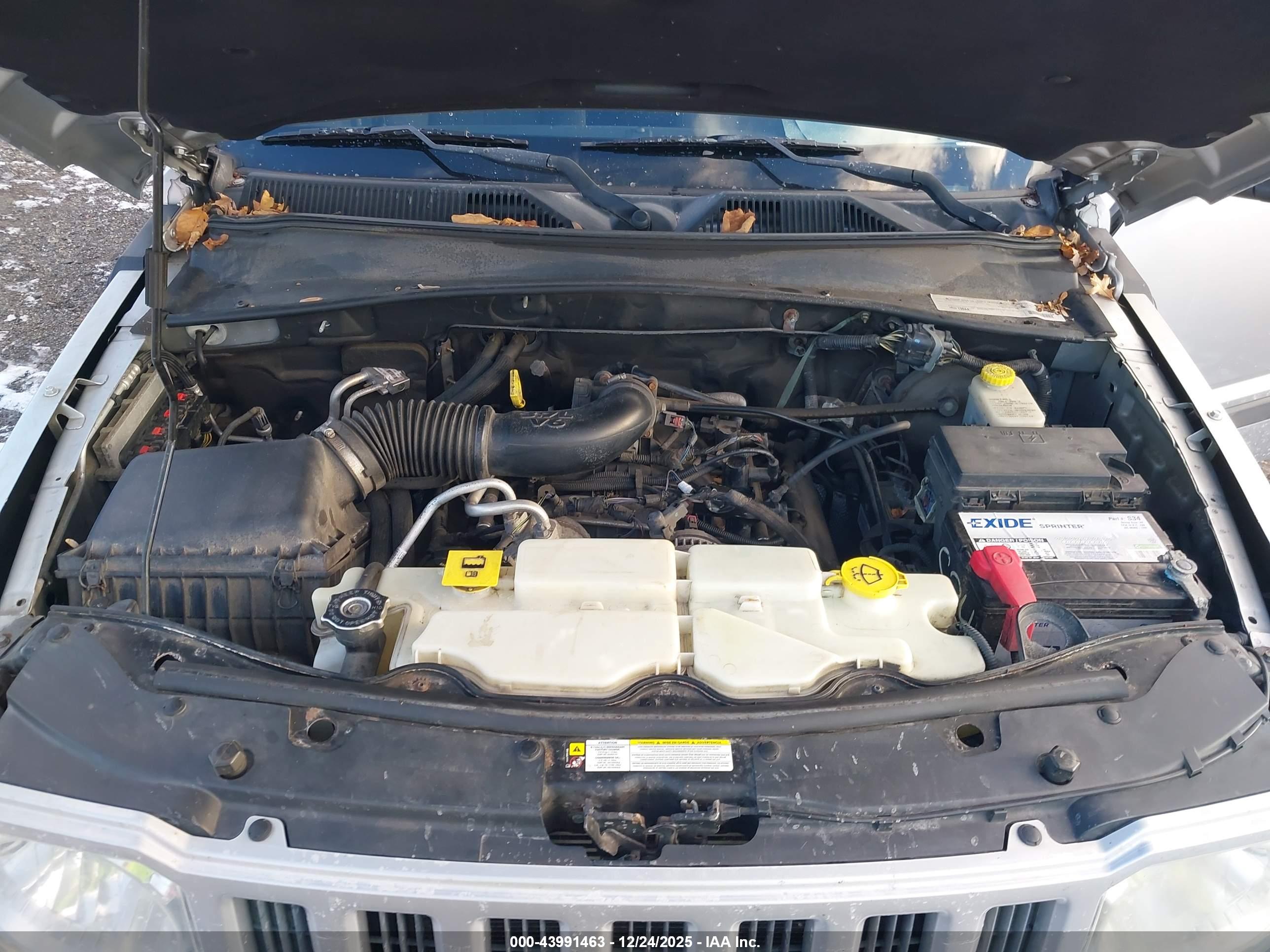 JEEP LIBERTY image 10